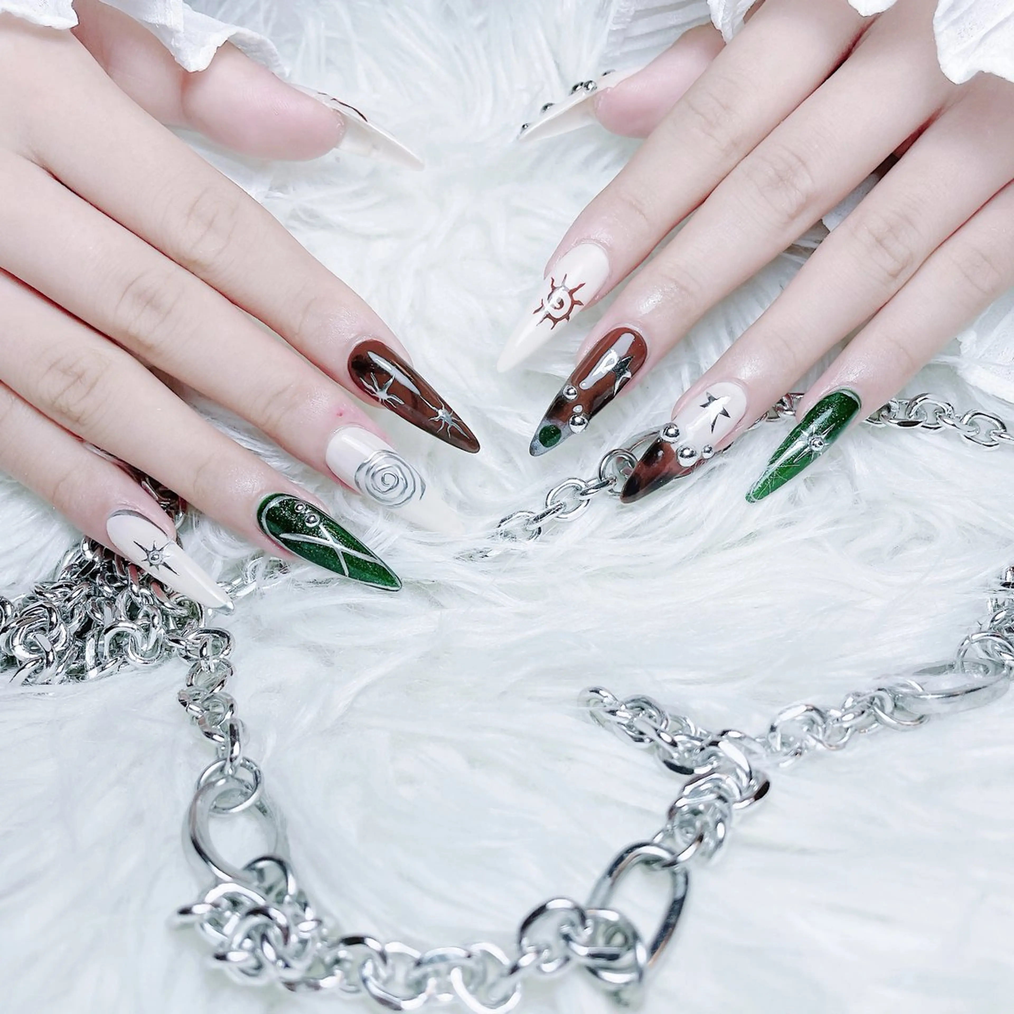 ネイル ハンドネイル NEW NAIL 池袋のネイルデザイン