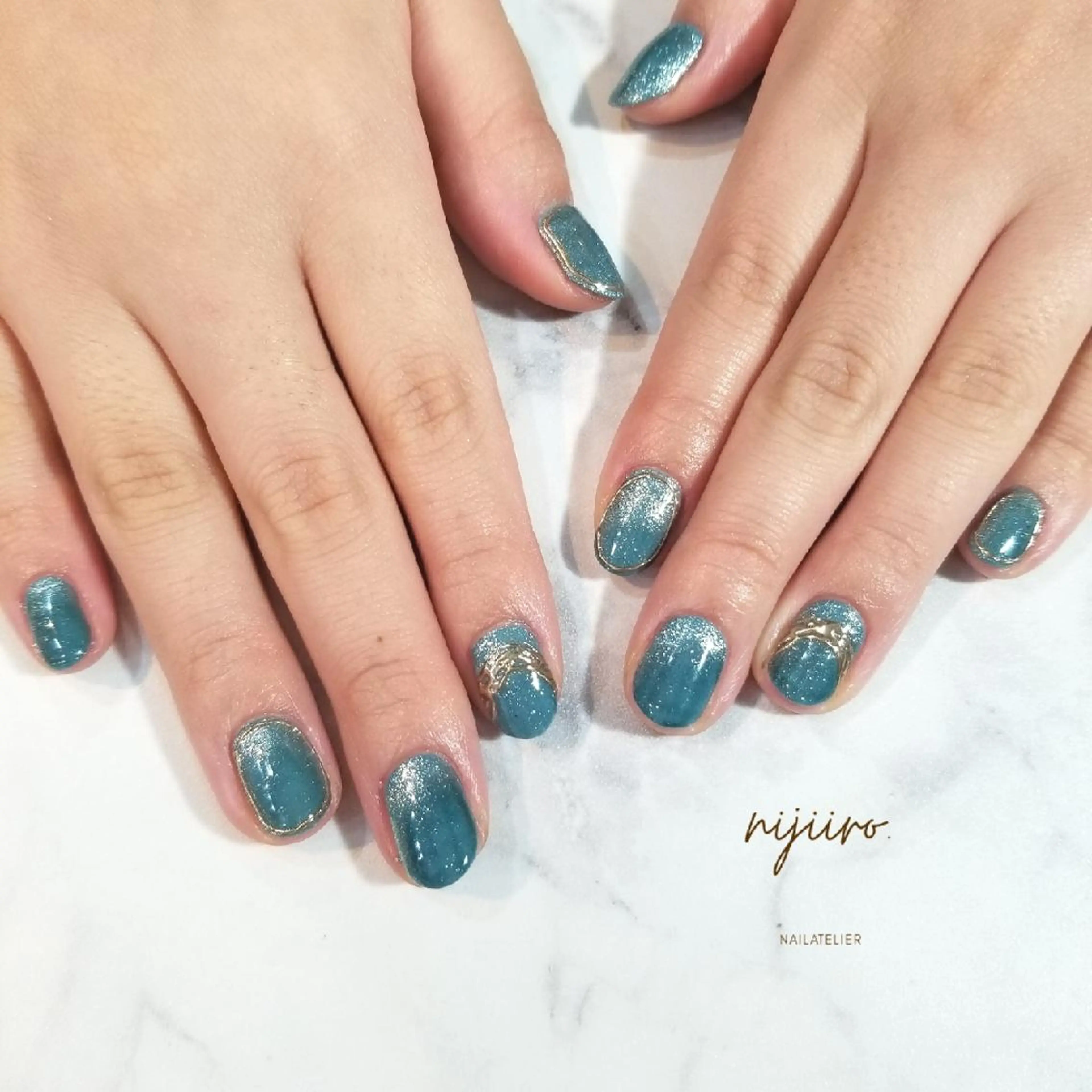 ネイル マグネットネイル ハンドネイル nailatelier nijiiro.所属・nijiiro🌈 サトウのネイルデザイン