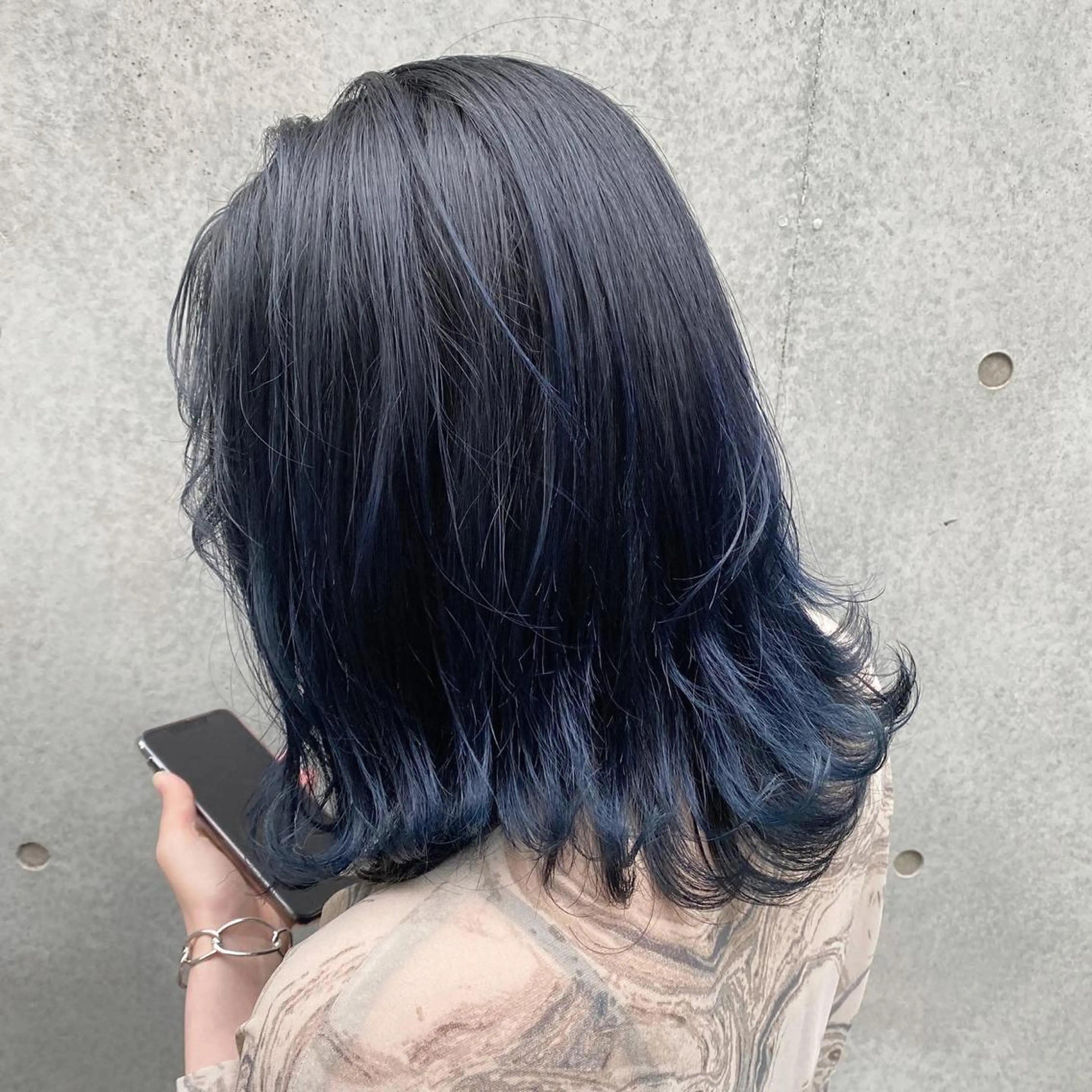 ミディアム カット ヘアカラー トリートメント 透け感×顔まわり デザイン✂︎吉田のヘアスタイル