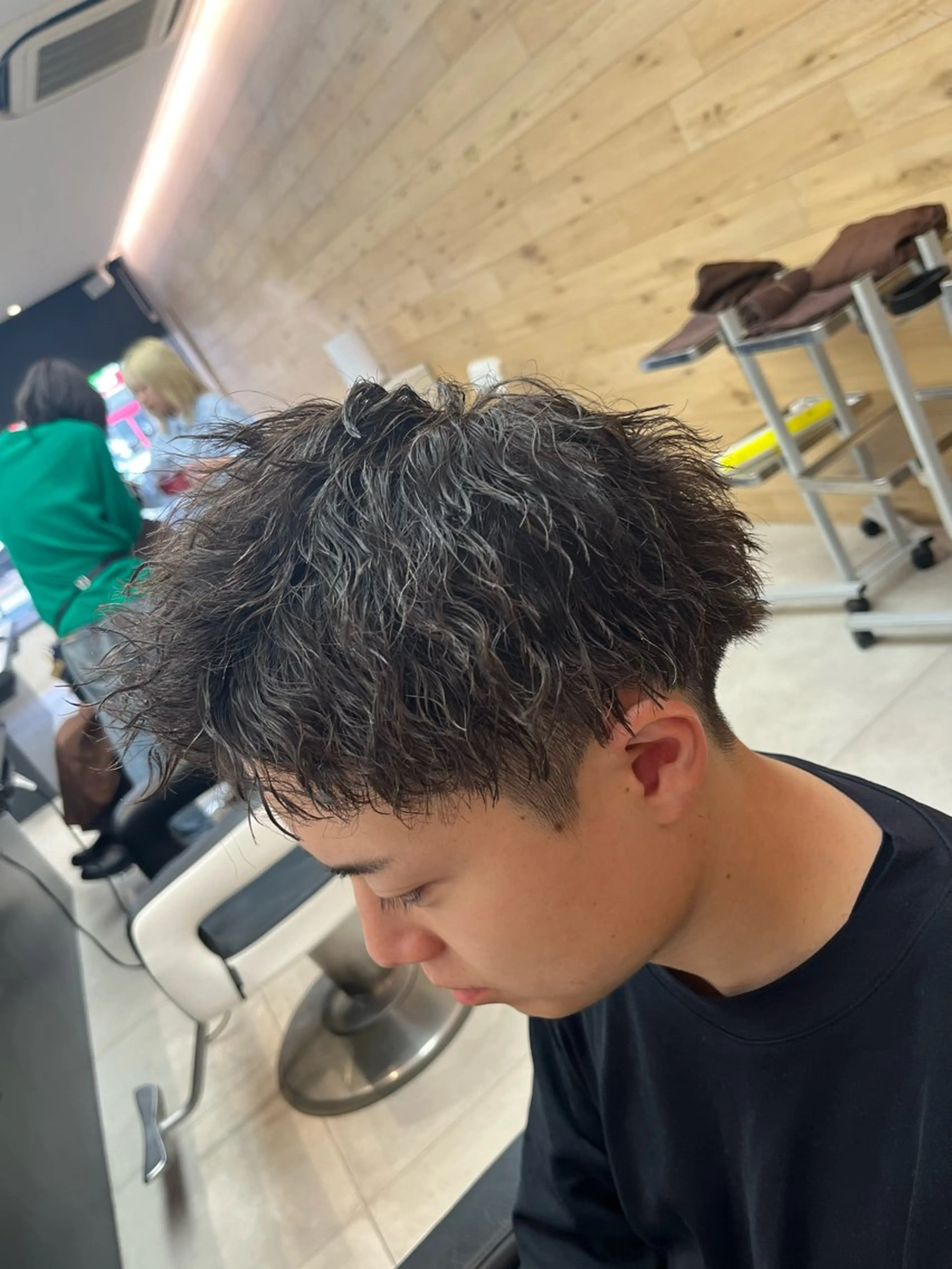 ショート パーマ メンズ ブリーチパーマ🌍 正木天のヘアスタイル