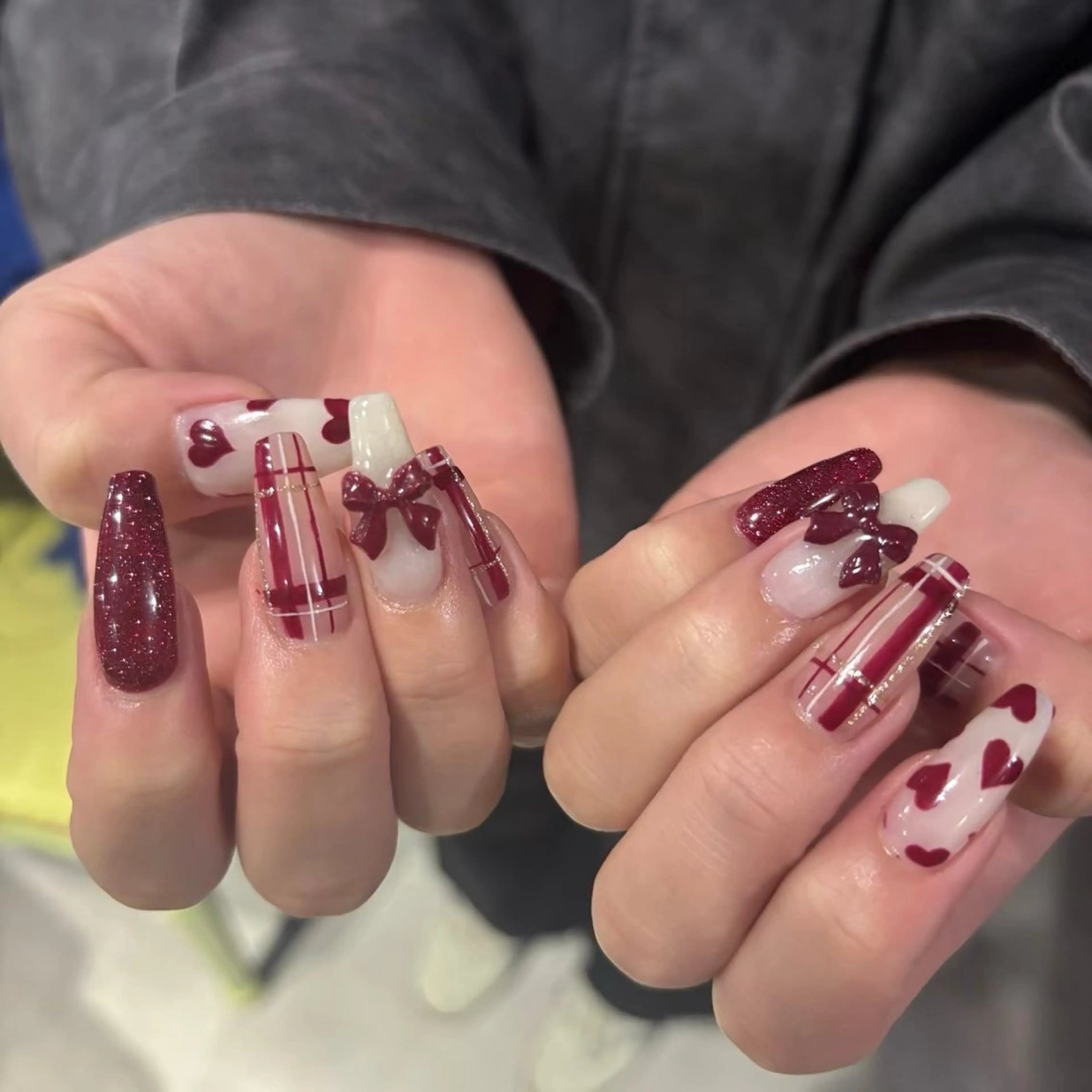 ネイル ハンドネイル フットネイル 堤 ノアのネイルデザイン