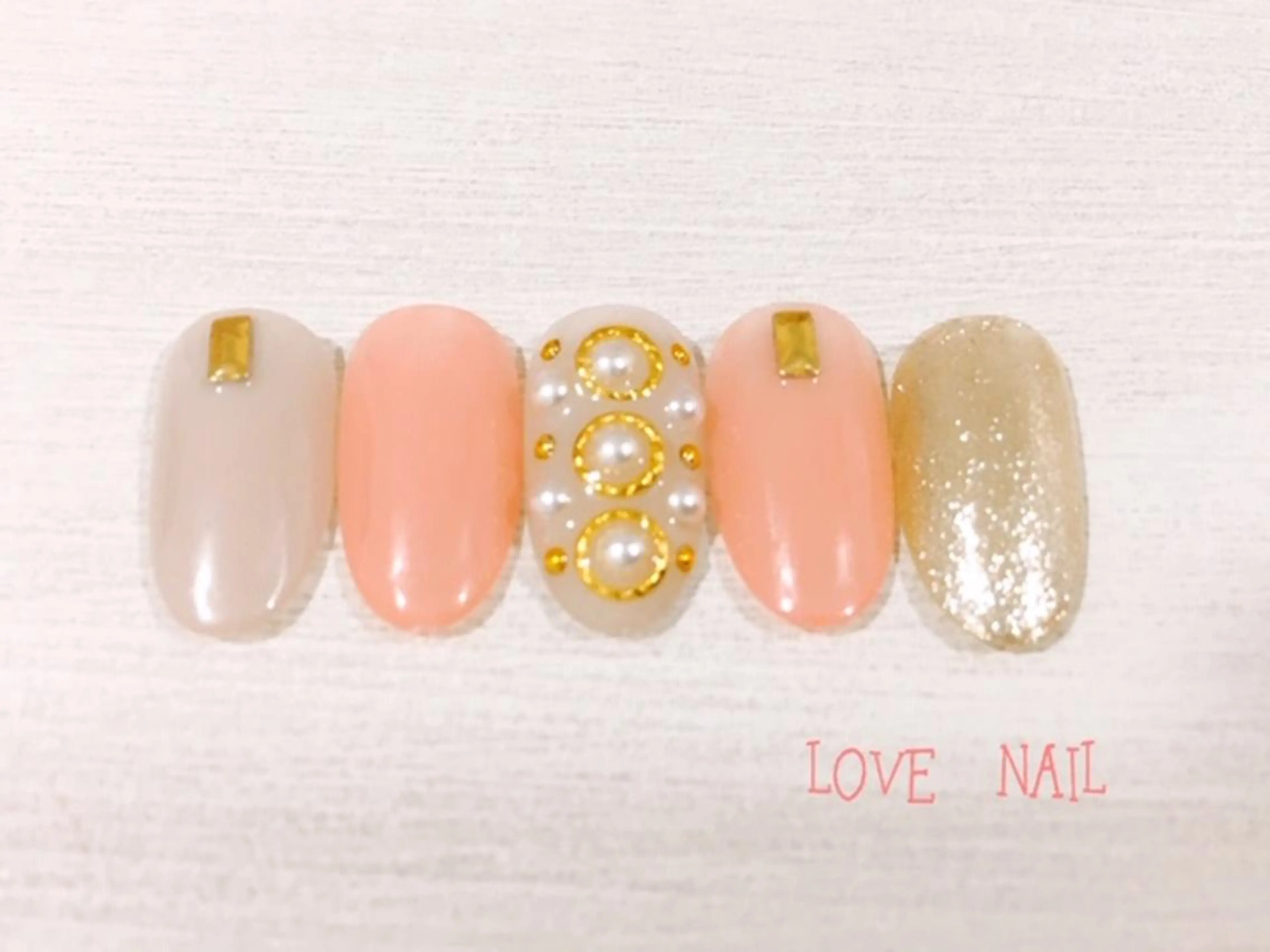 ネイル LOVE NAIL 💕Sonoのネイルデザイン