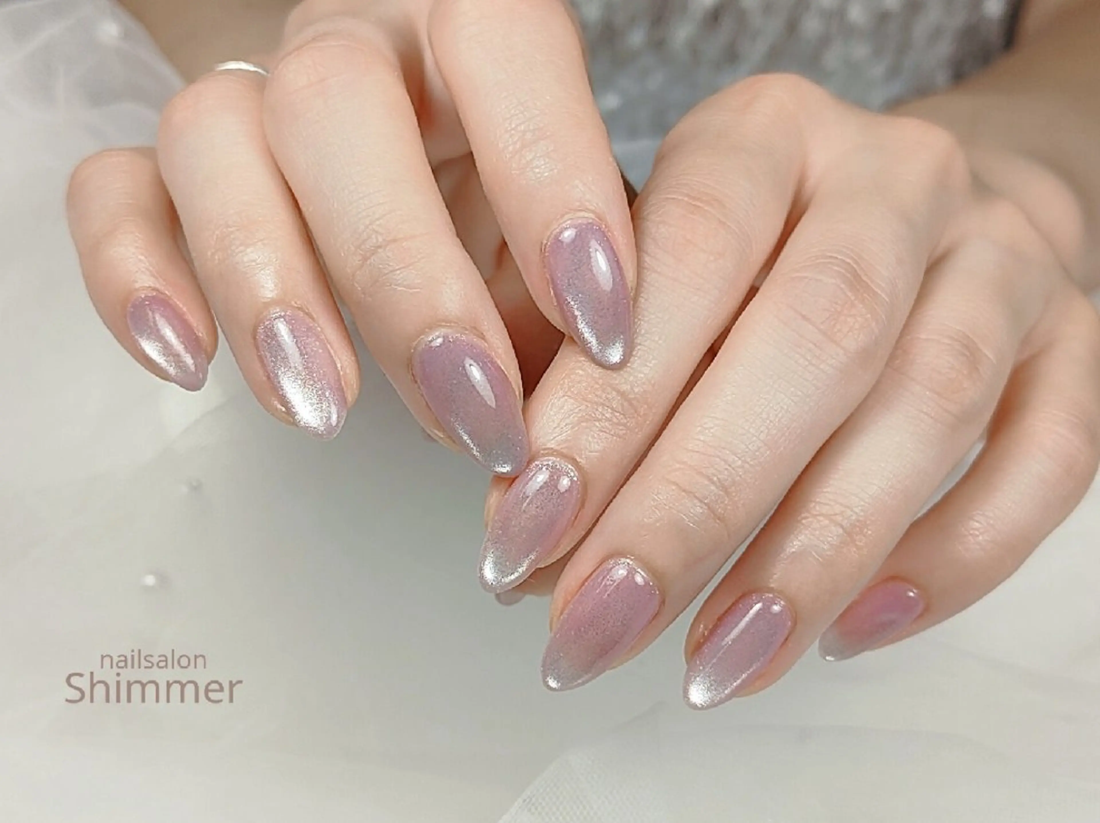 ネイル マグネットネイル ピンク シルバー Shimmer Asakoのネイルデザイン