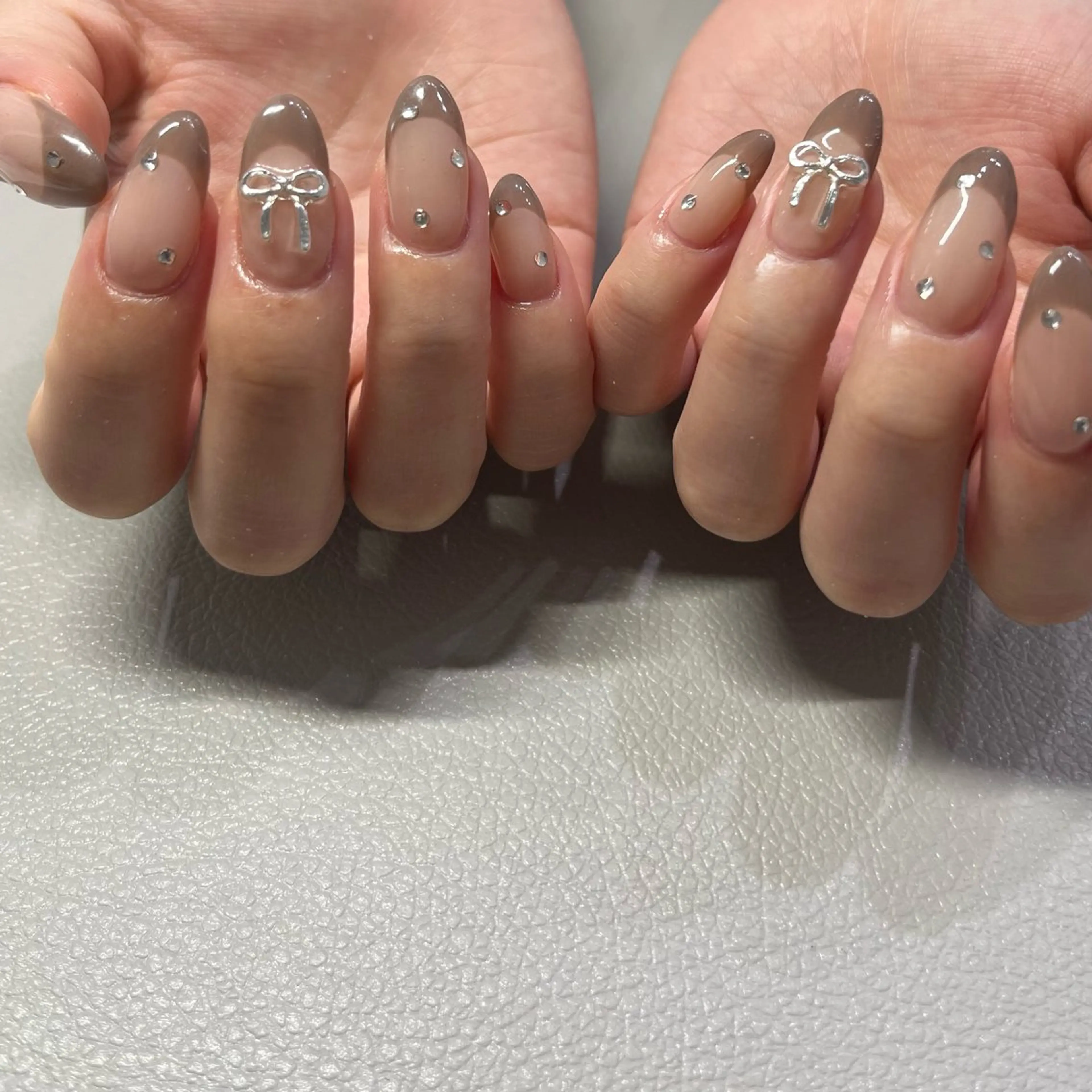 ネイル ハンドネイル Ray. ちゅるん系ニュアンスのネイルデザイン