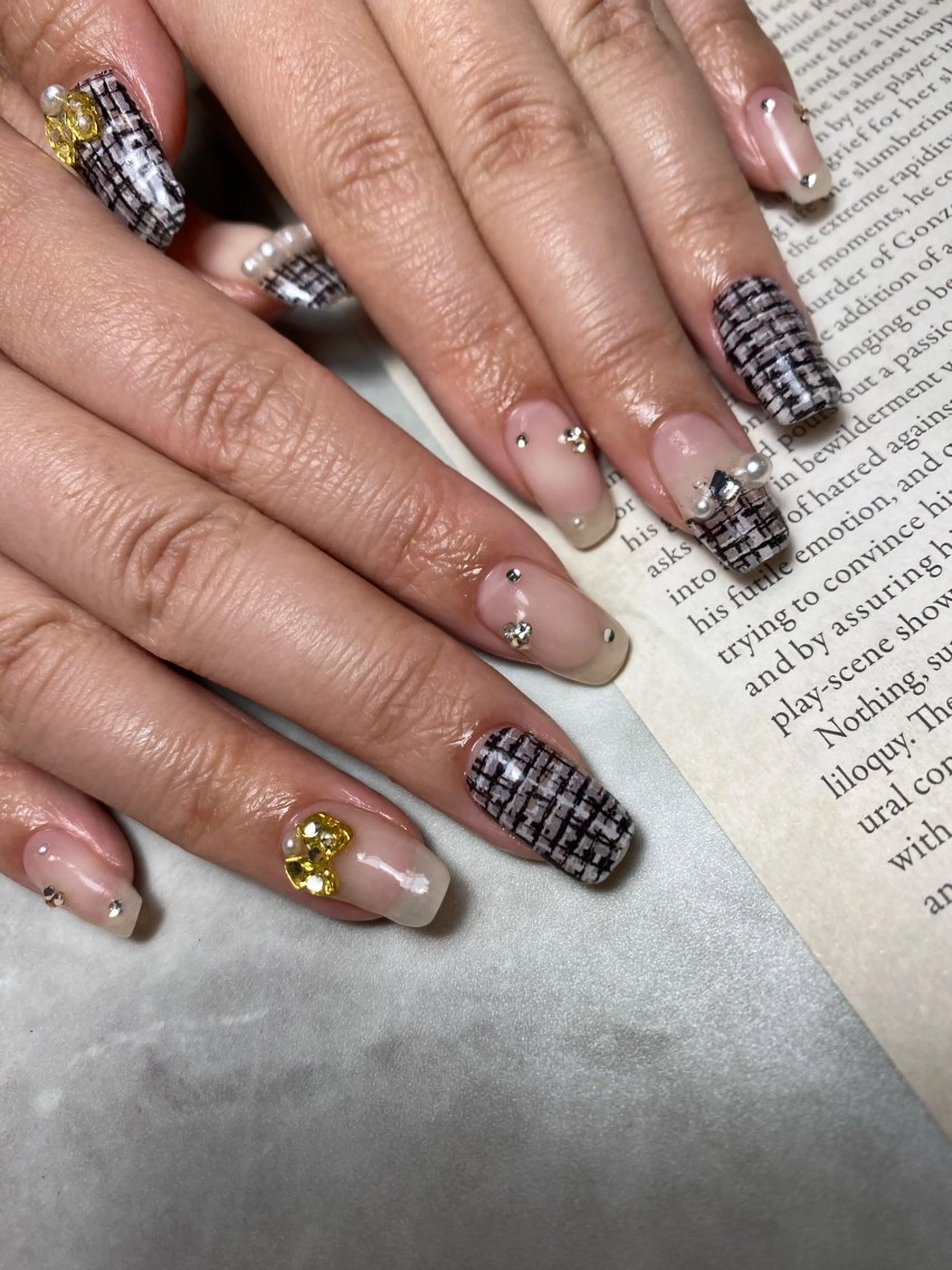 ネイル ハンドネイル 🌿Charme🌿 MAIのネイルデザイン