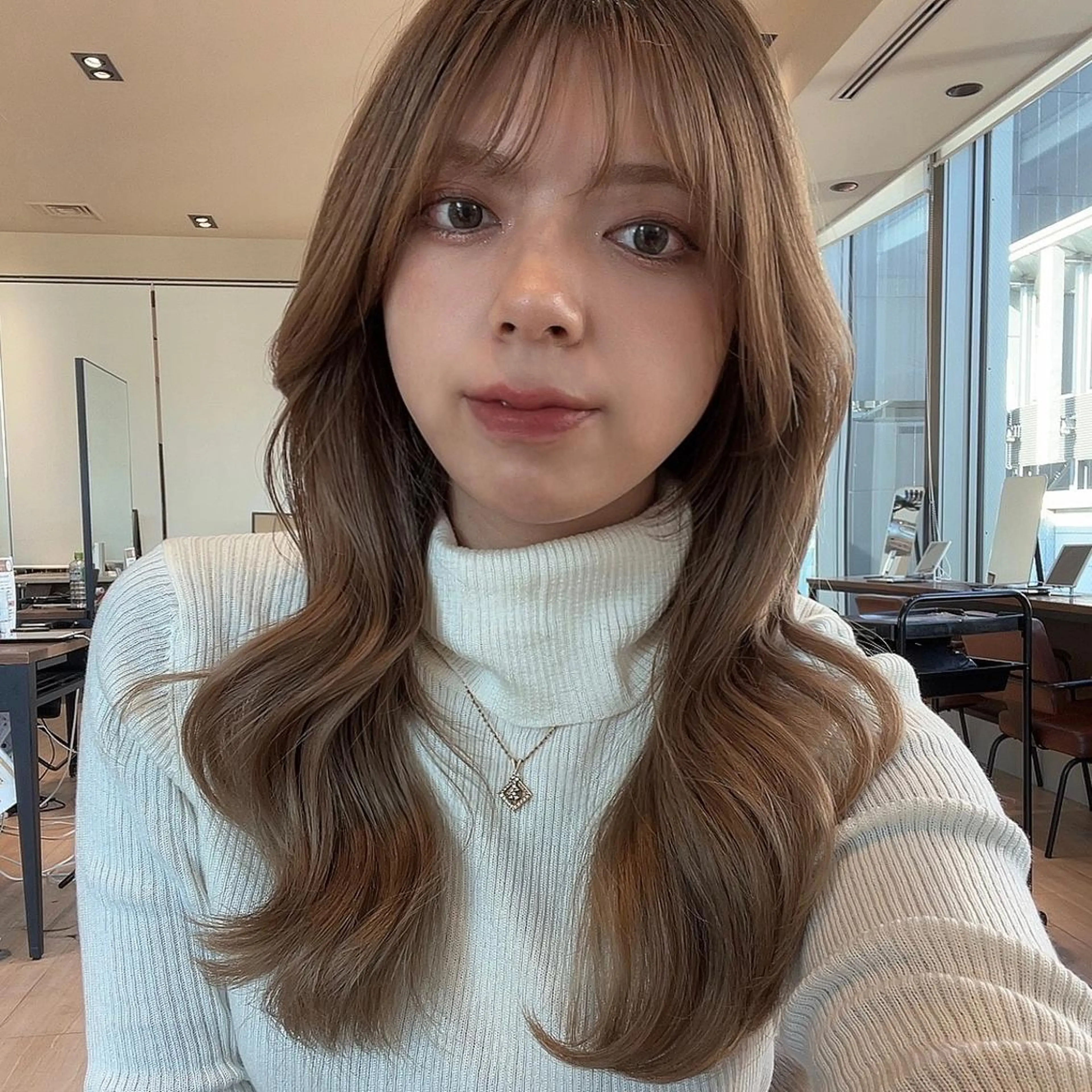 ロング レイヤーカット Je suis heureuse Tres所属・早朝セット☀️ レイヤー/Momoのヘアスタイル