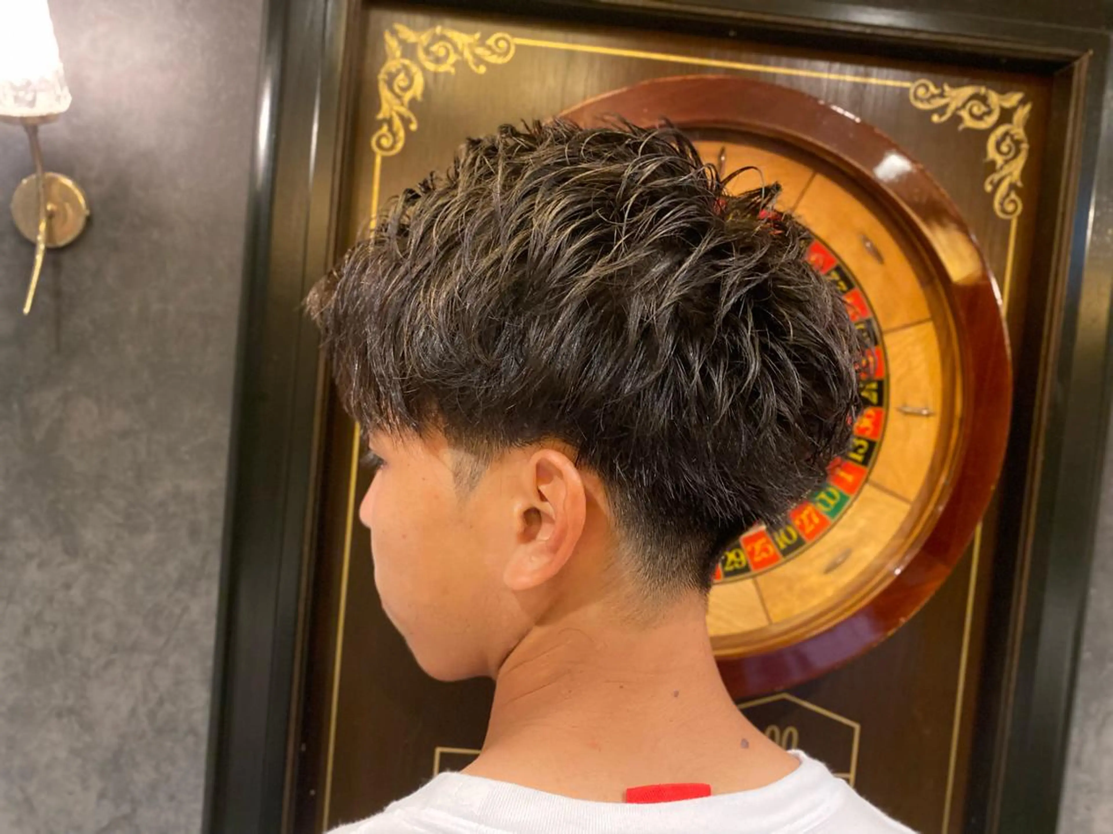 ショート パーマ メンズ 浅見 天翔のヘアスタイル