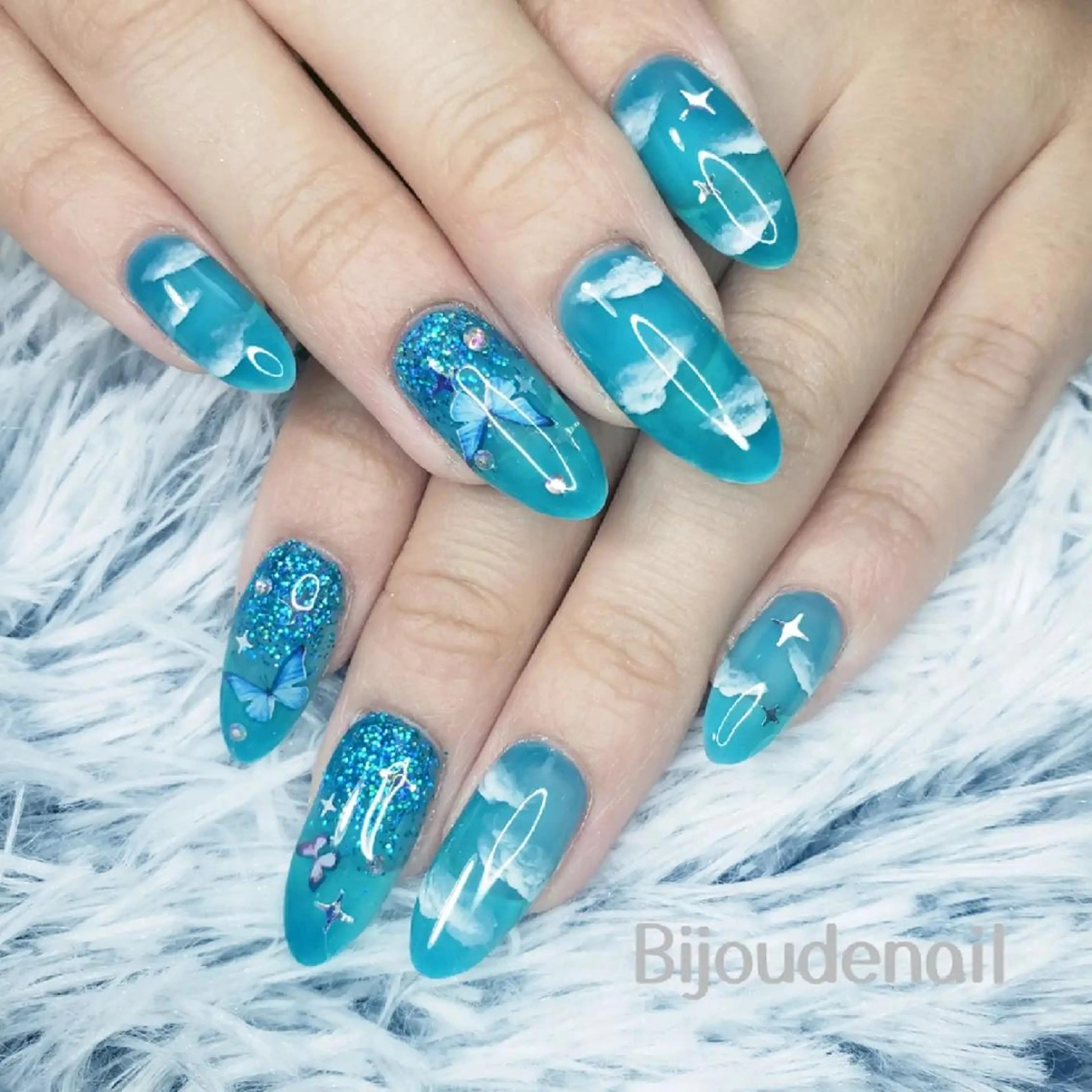 ネイル ビジュード ネイルのネイルデザイン