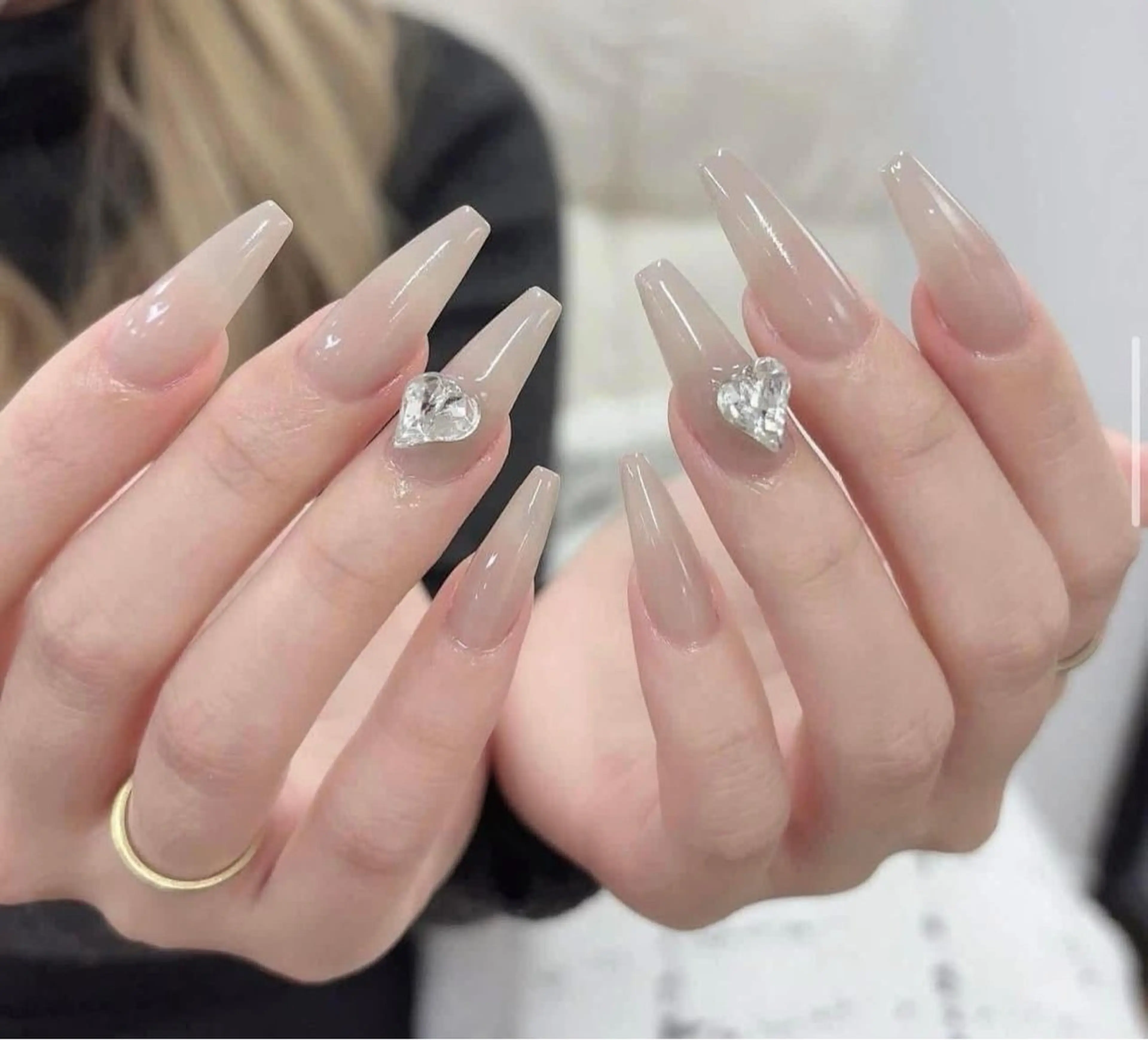 長さ出し10本＋ワンカラ+デザイン２本　7500円の写真