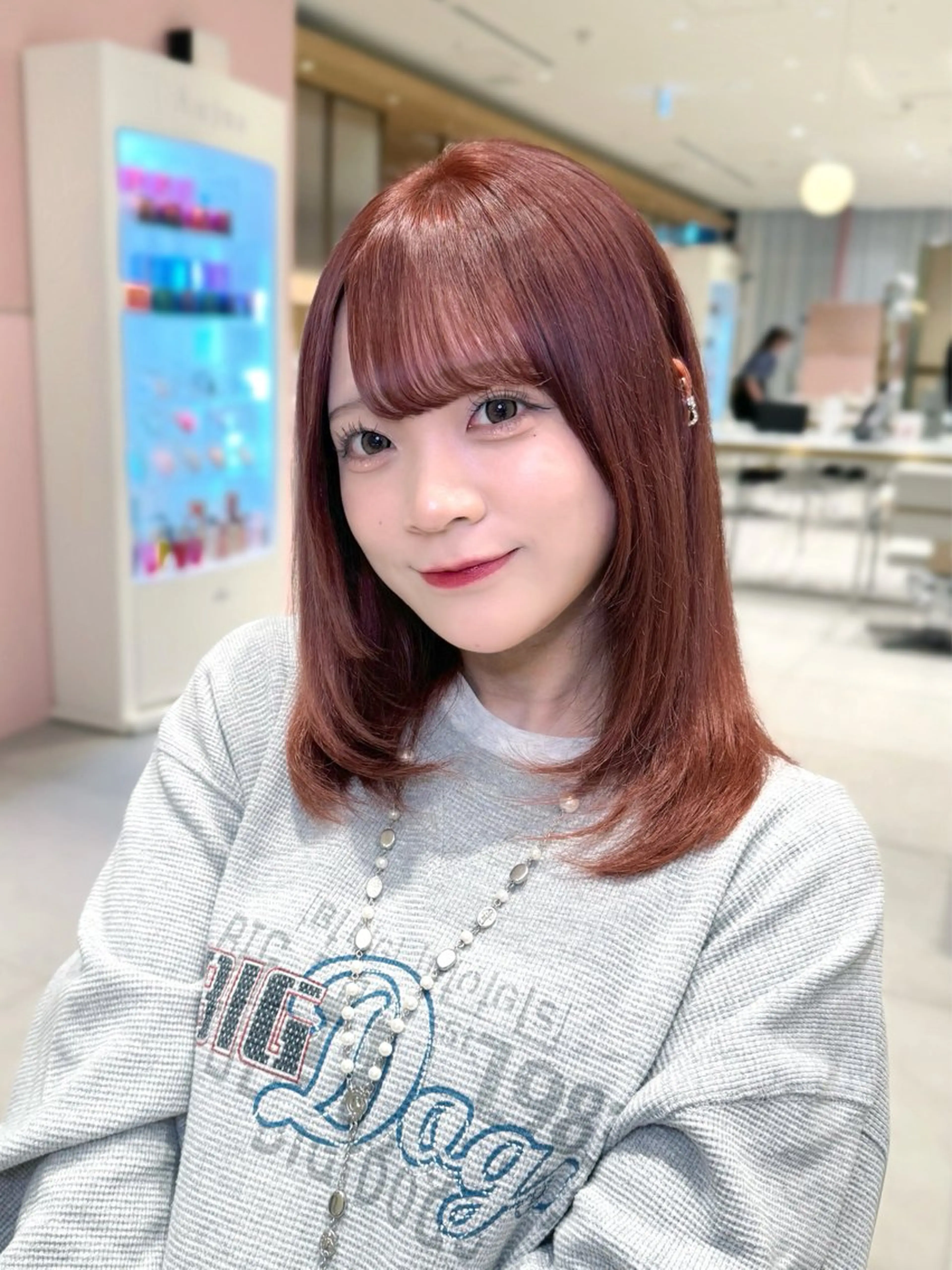 セミロング カラー カット ヘアカラー トリートメント ヘッドスパ ヘアセット 韓国ヘア/レイヤー/ 顔まわり/りょーとのヘアスタイル