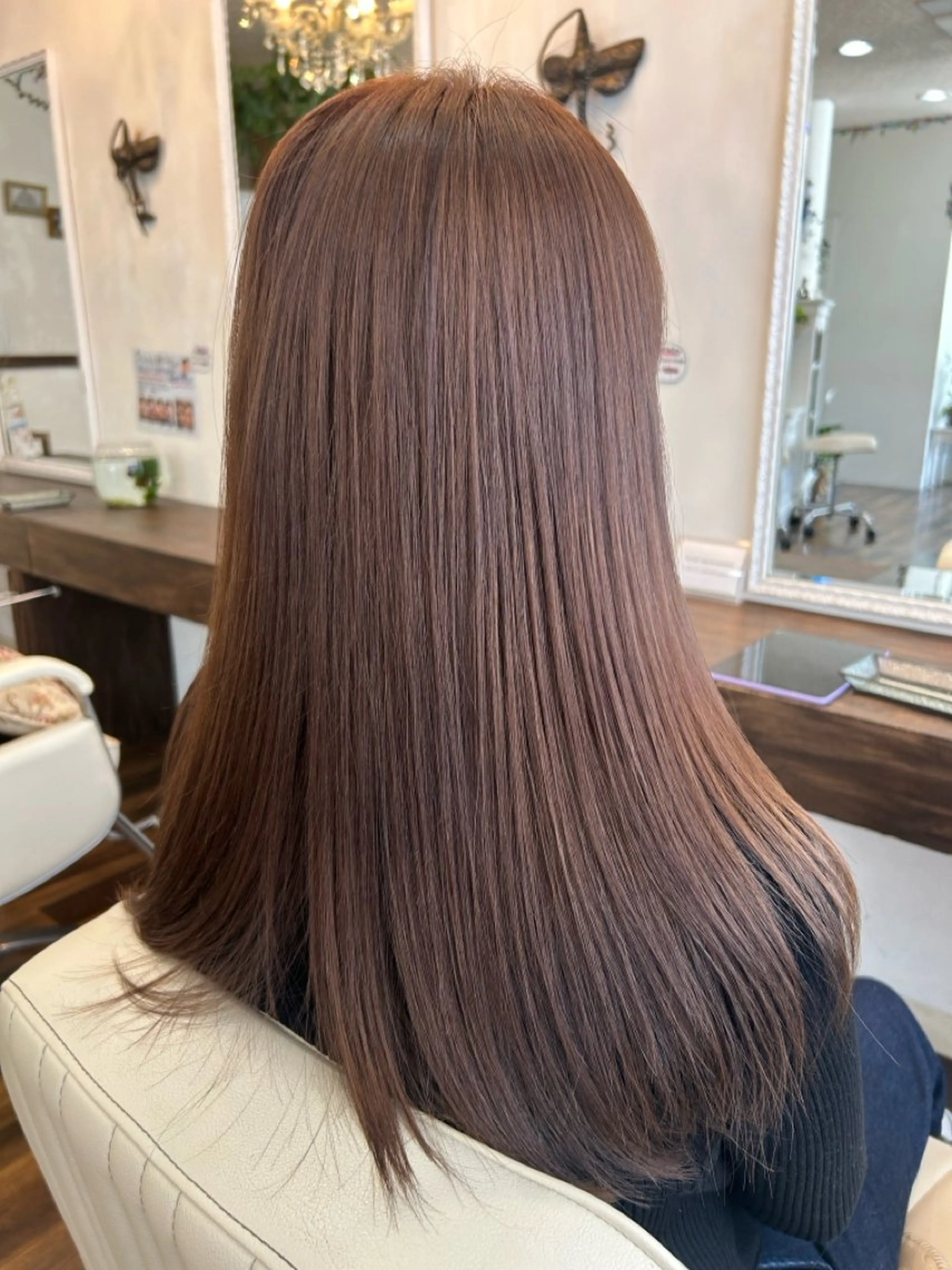 ダメージレス艶カラー➕カット➕ヘッドスパor美髪トリートメントの写真