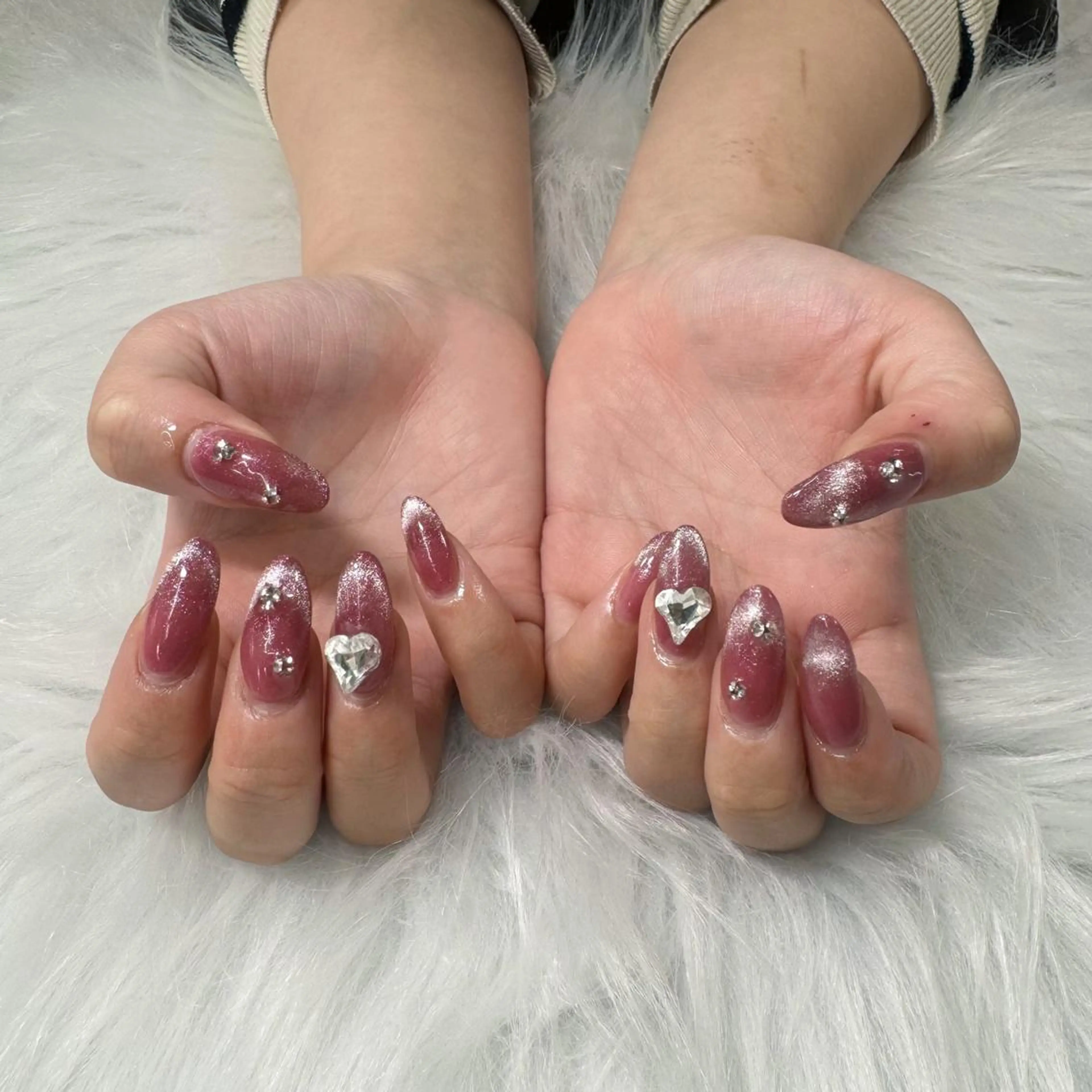ネイル アートネイル キラキラネイル マグネットネイル E nail ネイリストのネイルデザイン