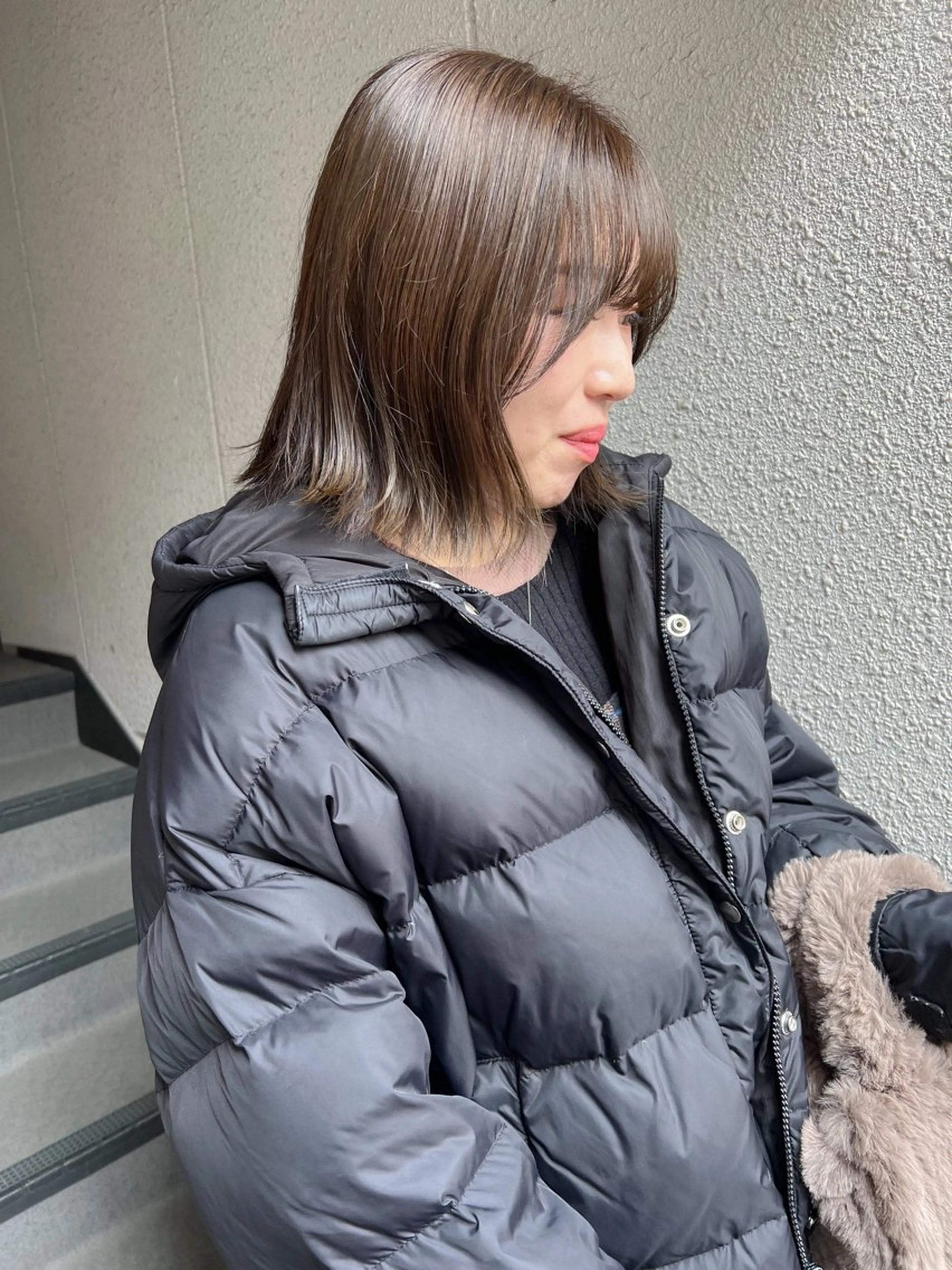 ミディアム カラー ベージュカラー ブリーチ ブリーチなしカラー オリーブベージュ カラーパティシエ facce🌼ikoのヘアスタイル