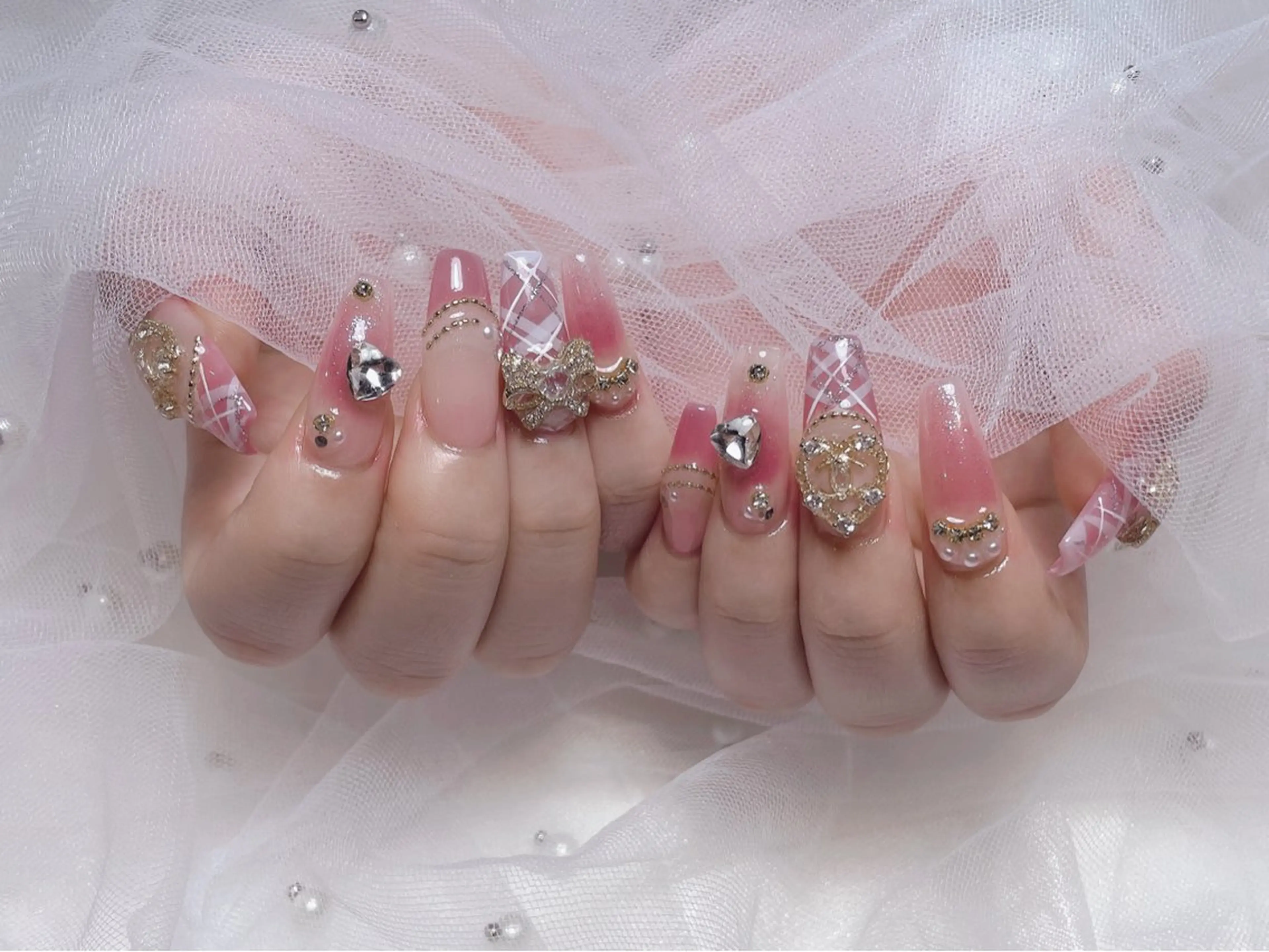 ネイル ハンドネイル ＬuＬu ネイルサロンのネイルデザイン