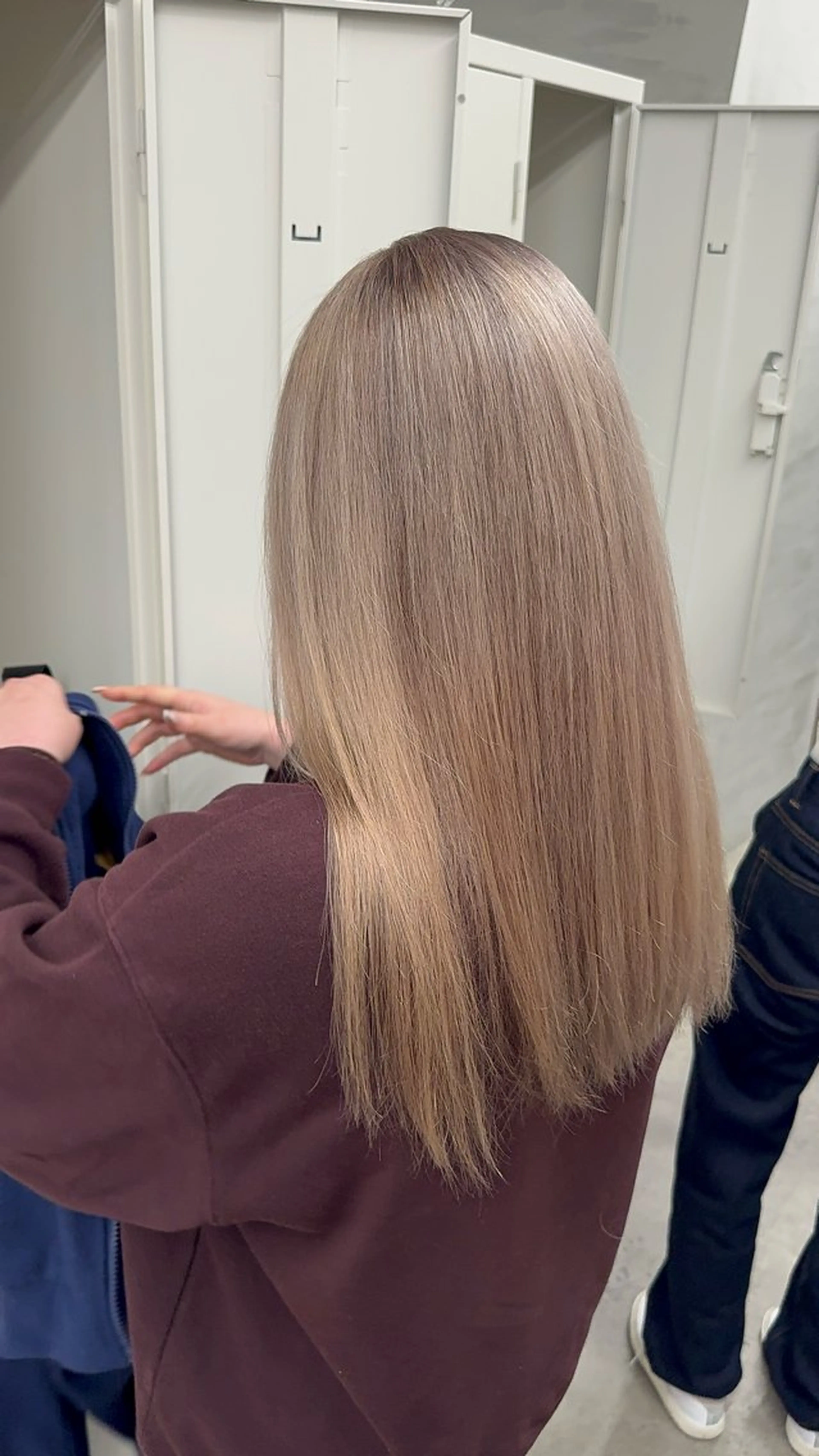 ロング カラー ヘアアレンジ メンズ メンズブリーチ メンズハイトーン ベージュカラー ブリーチ ブロンド ヘアカラー トリートメント 🌟🍒ハイトーン 韓国ヘア/ユウミのヘアスタイル