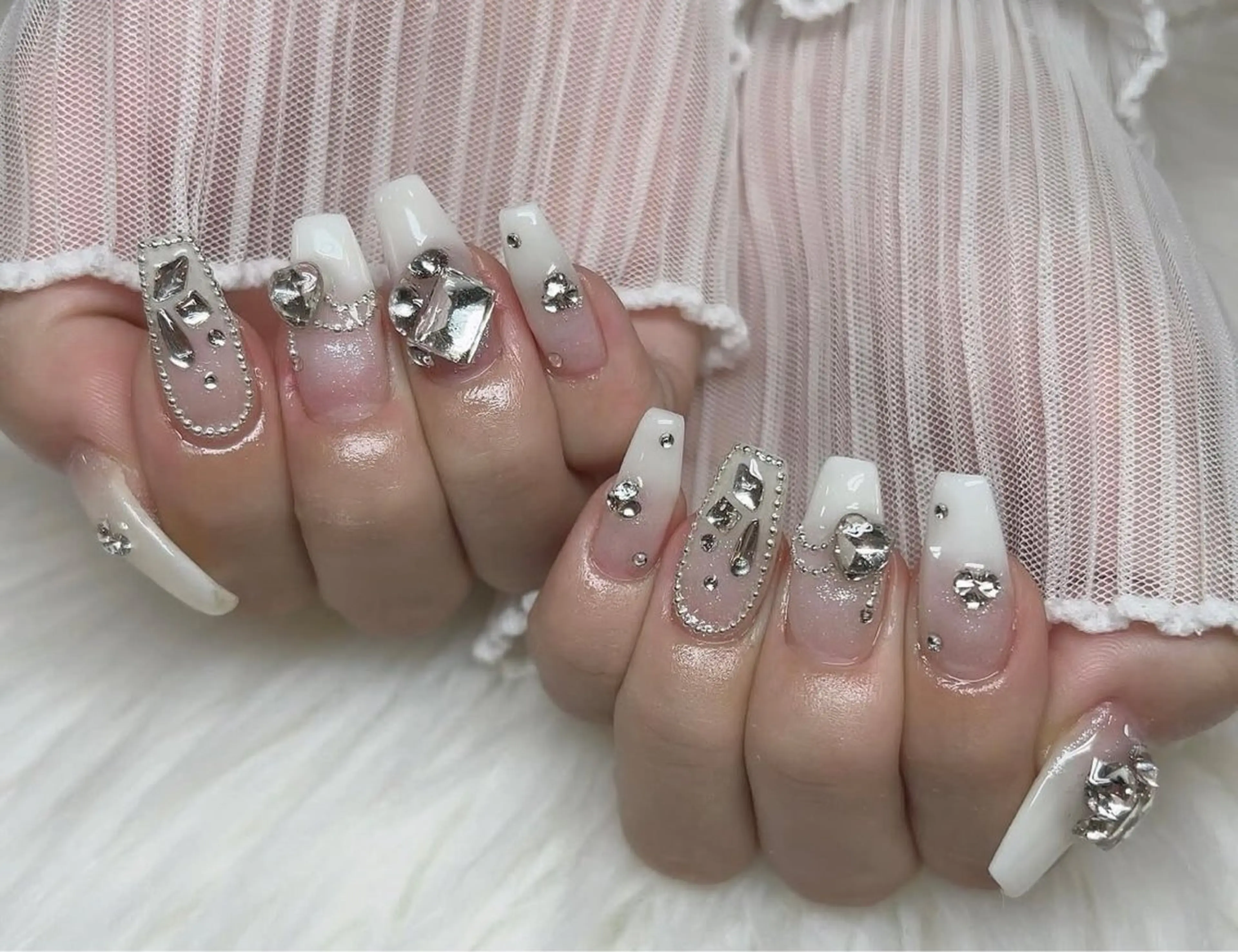 ネイル アートネイル ジェルネイル ネイルチップ ハンドネイル Jenn Nail Shinokuboのネイルデザイン