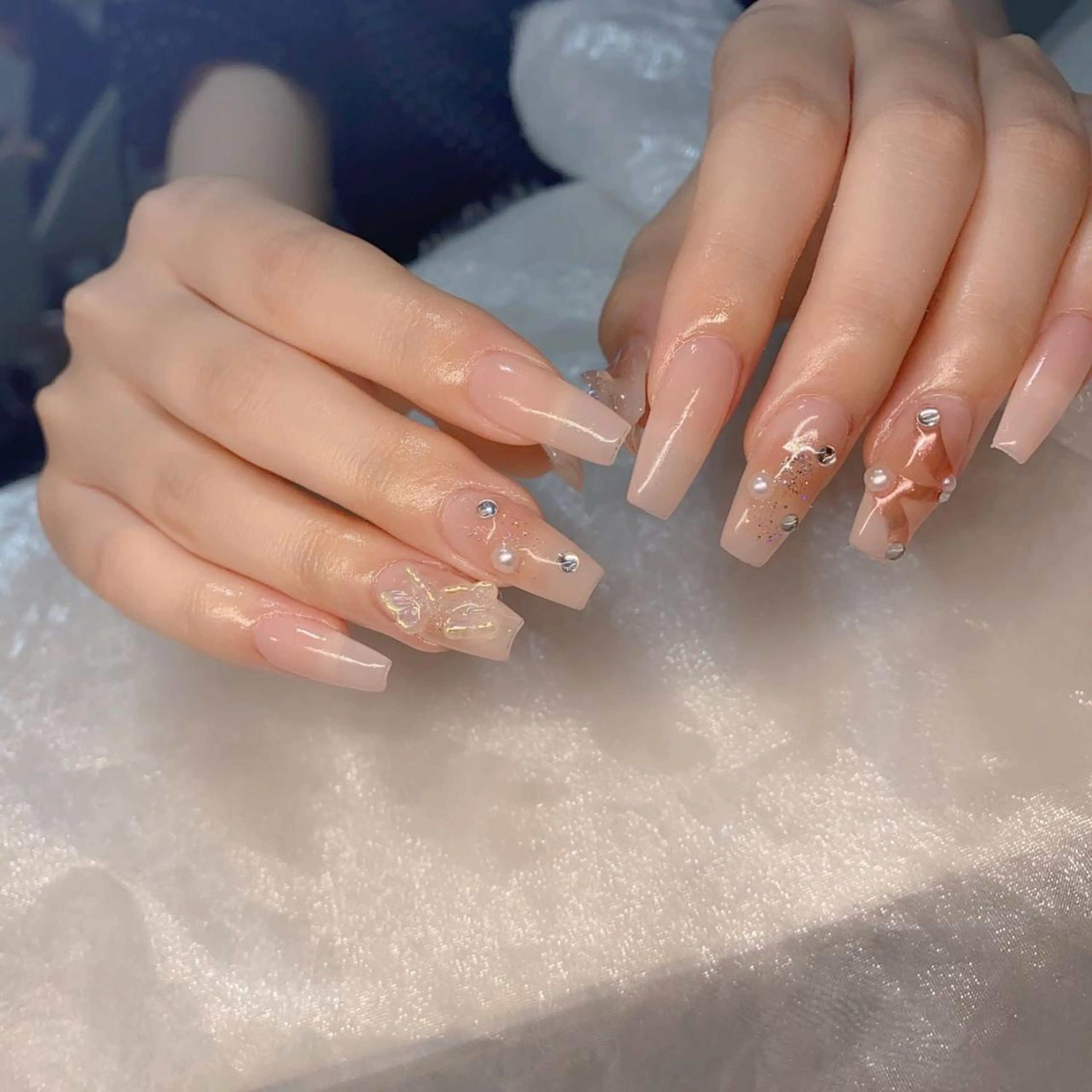 ネイル 長さ出し ネイルチップ Queens ciciのネイルデザイン