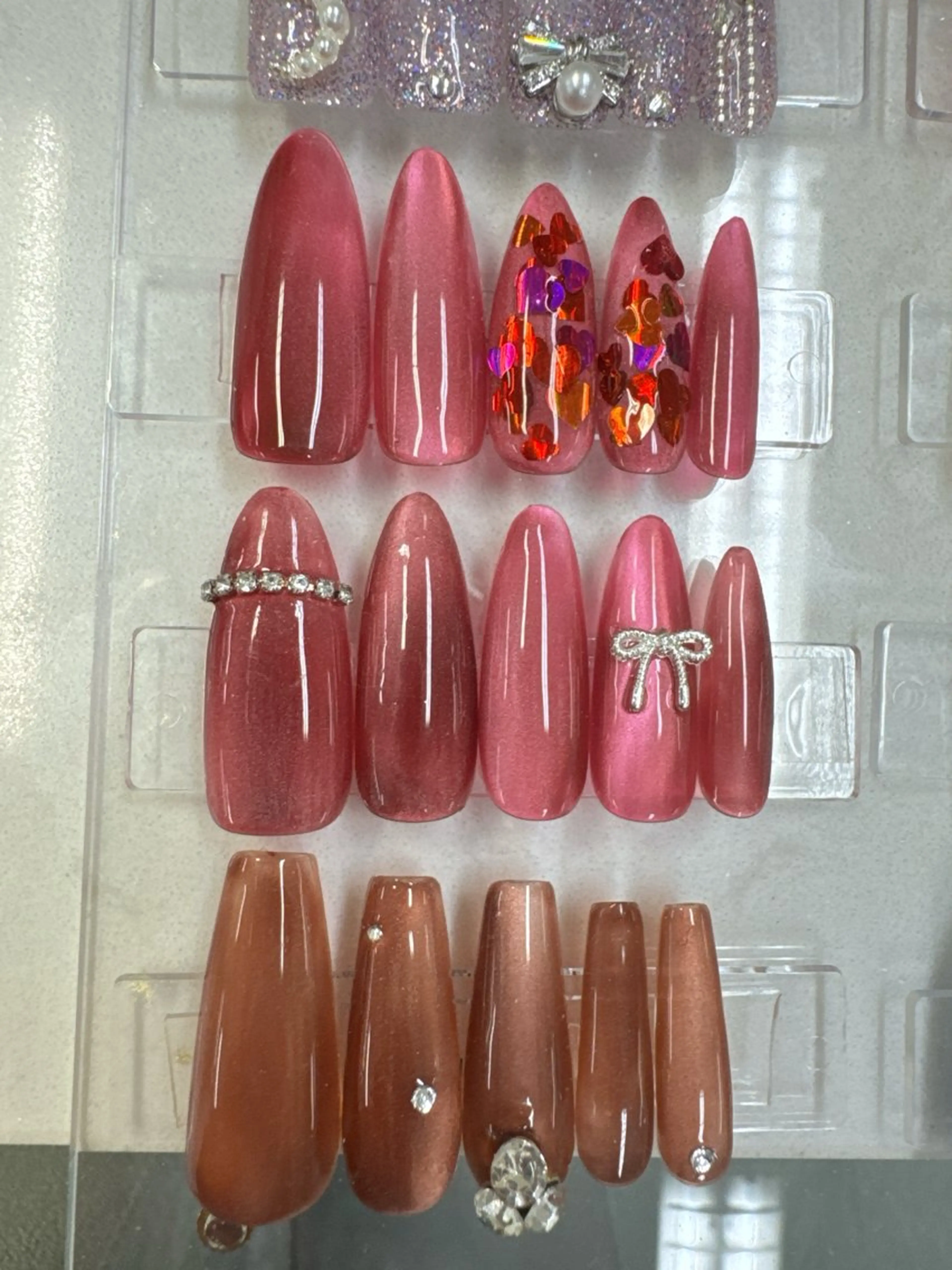 ネイル フレンチネイル ジェルネイル ガラスフレンチ オフィスネイル ワンカラーネイル クイーンズネイル銀座所属・Queeens nailのネイルデザイン