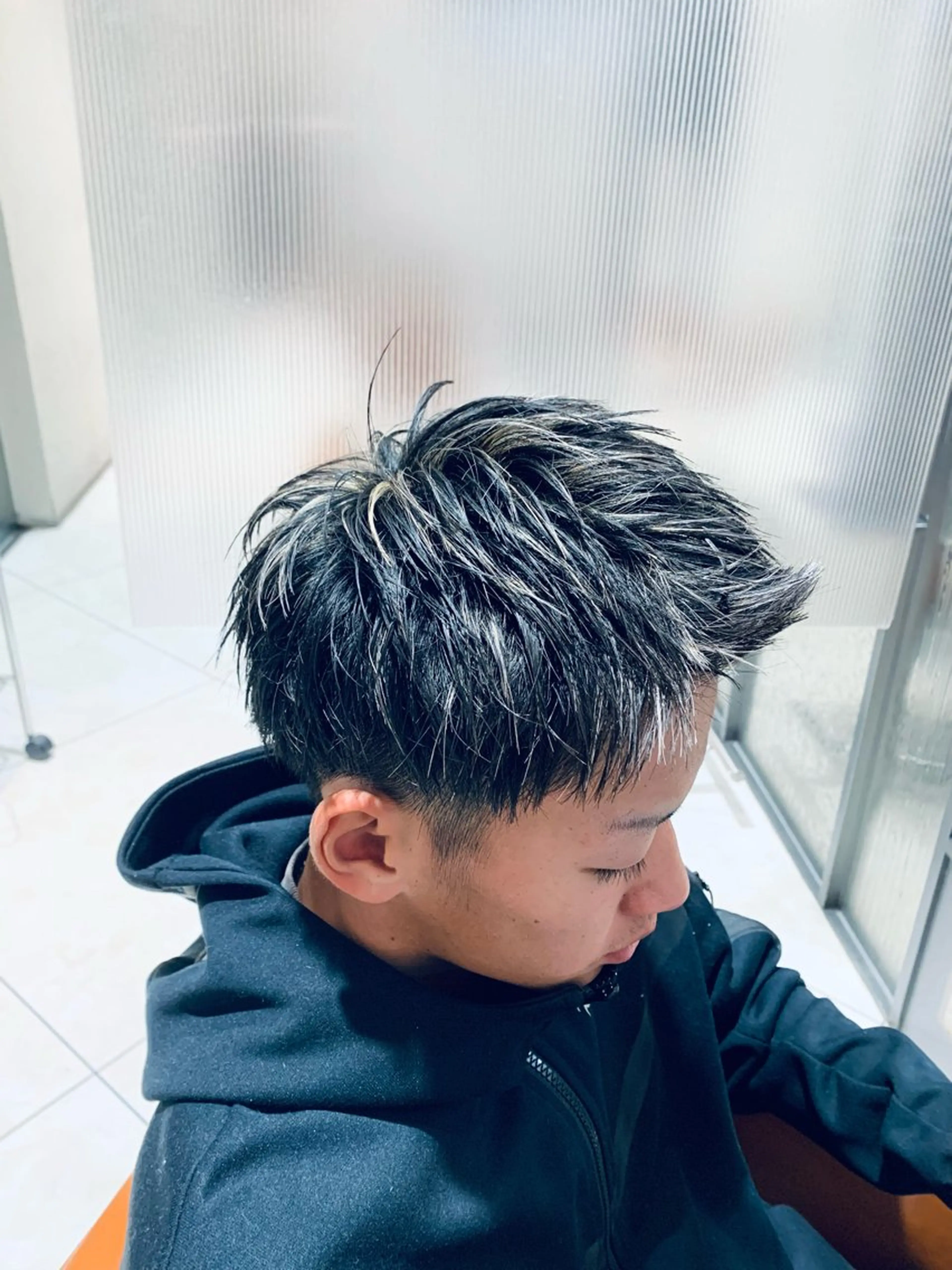 ショート カラー メッシュ LA.DONNAADDESSO所属・山中 翔平のヘアスタイル