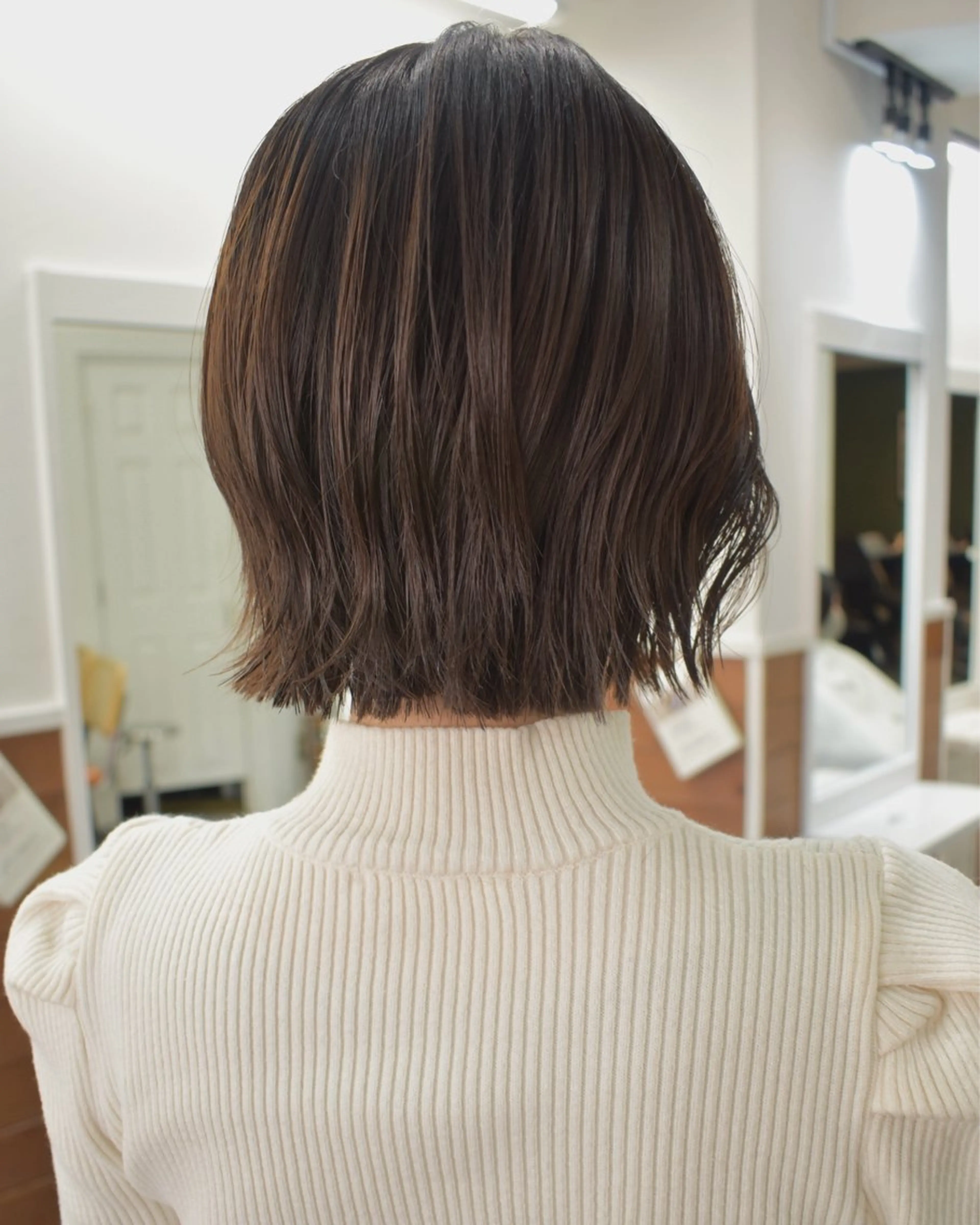 ミディアム カラー カット ヘアカラー トリートメント レイヤーボブ/ 艶カラー/サナ🌼のヘアスタイル