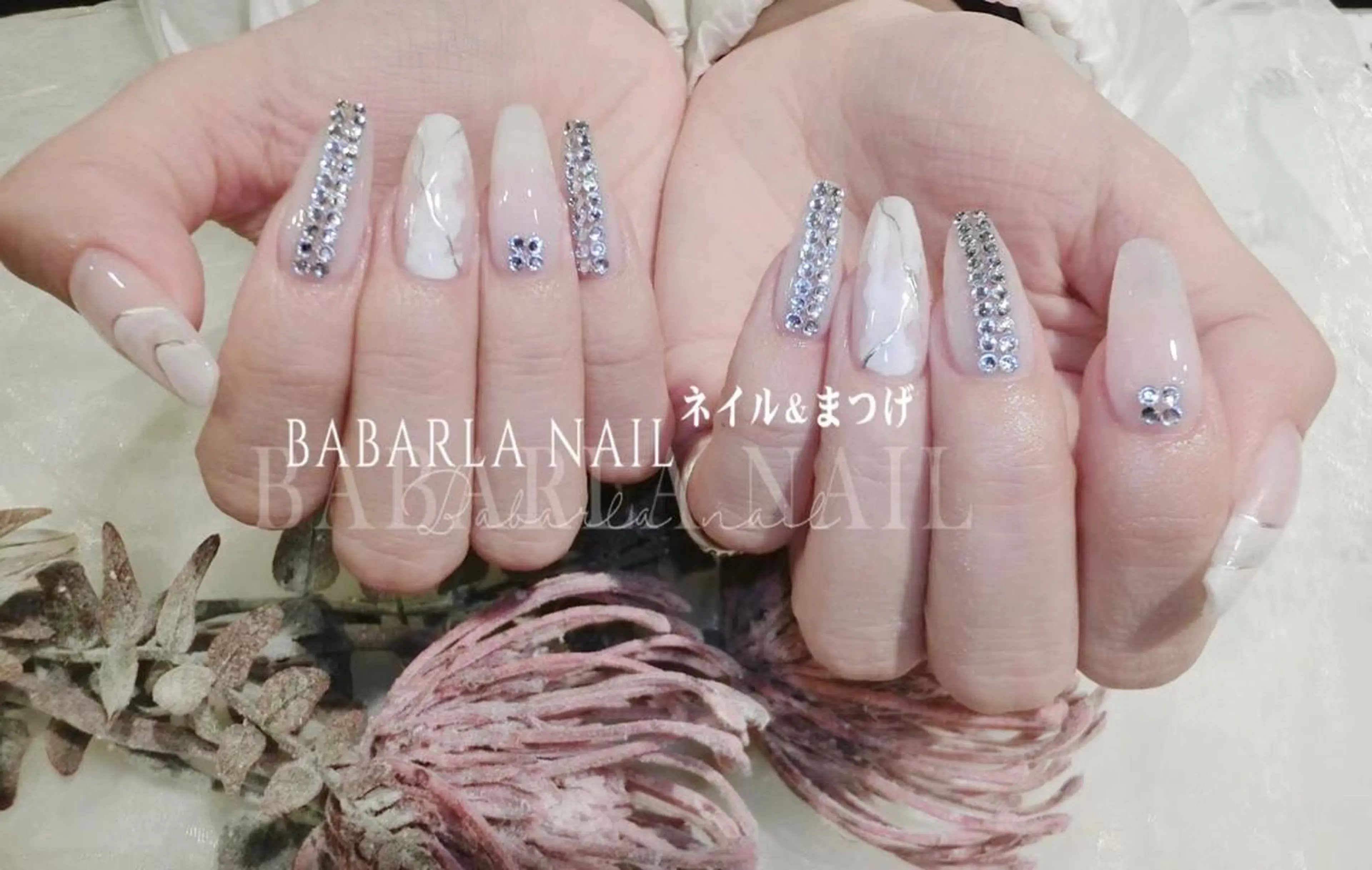 ネイル ストーンネイル Babarla Nailのネイルデザイン