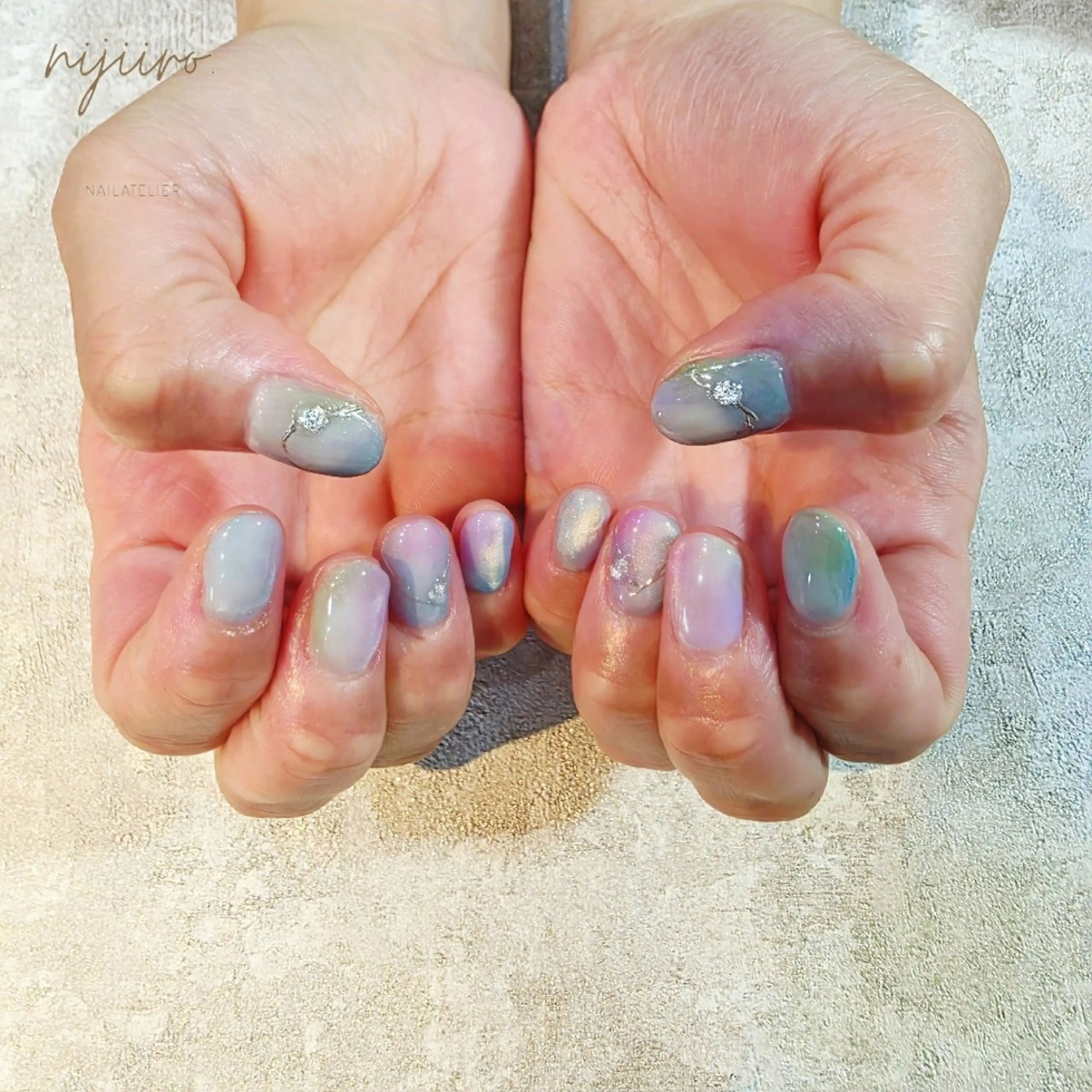 ネイル ハンドネイル nailatelier nijiiro.所属・nijiiro🌈 サトウのネイルデザイン