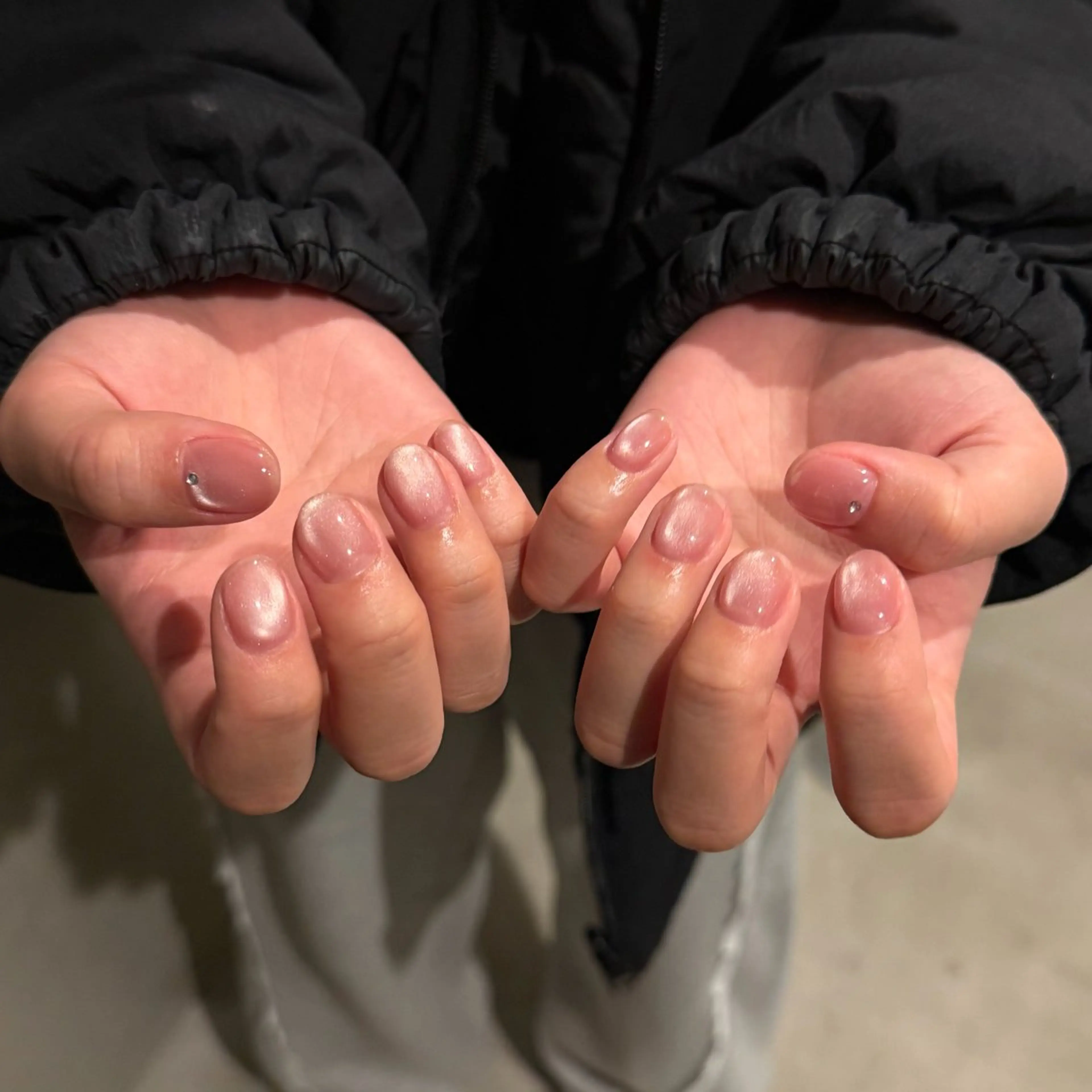 ネイル マグネットネイル ハンドネイル 𝐫𝐚𝐢 𝐧𝐚𝐢𝐥の眉毛・アイブロウイメージ