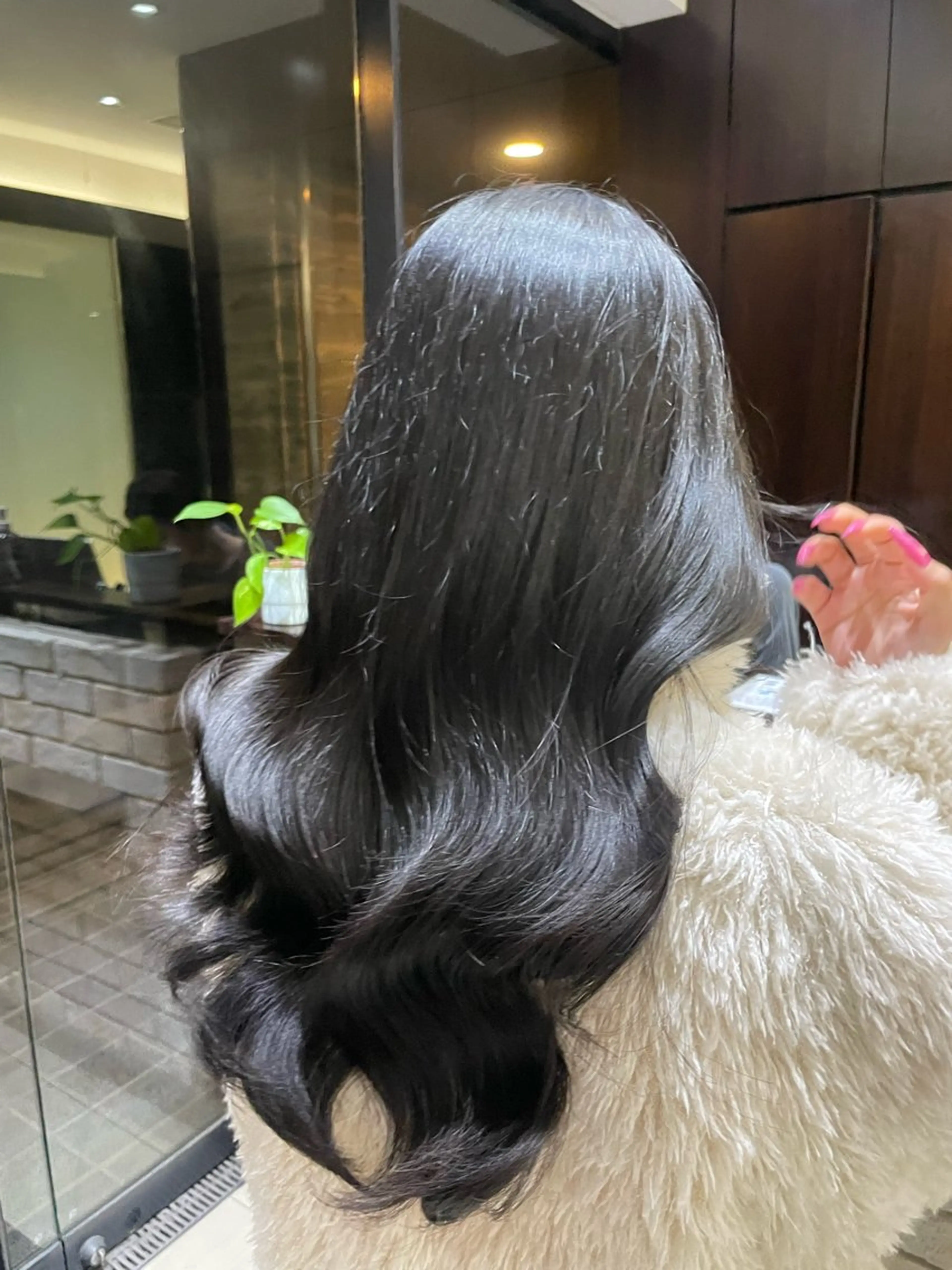 ロング カット ヘアカラー トリートメント chihiro / ミディアムカットのヘアスタイル