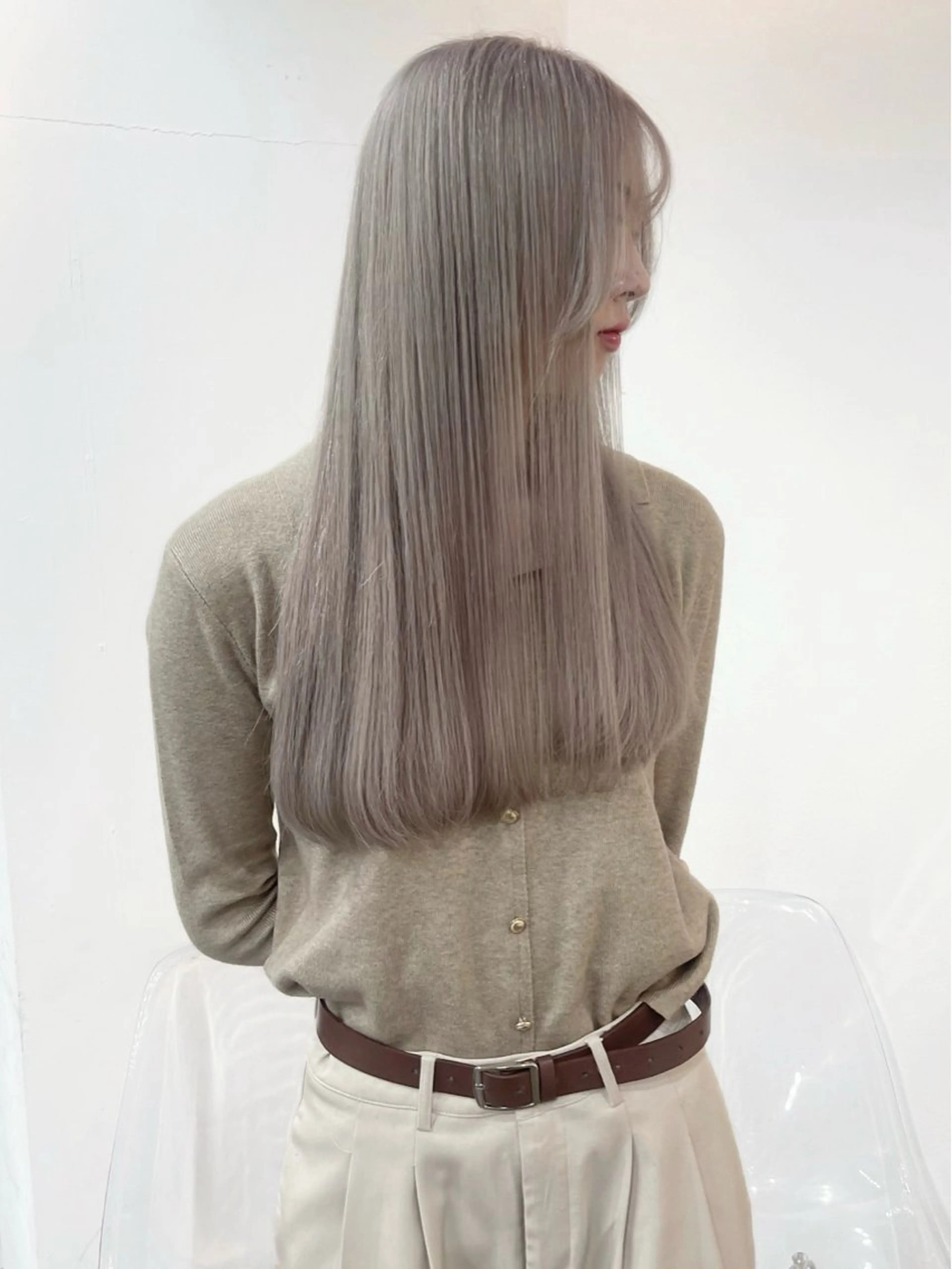 ロング キダアヤカ/ 梅田/ベージュカラーのヘアスタイル