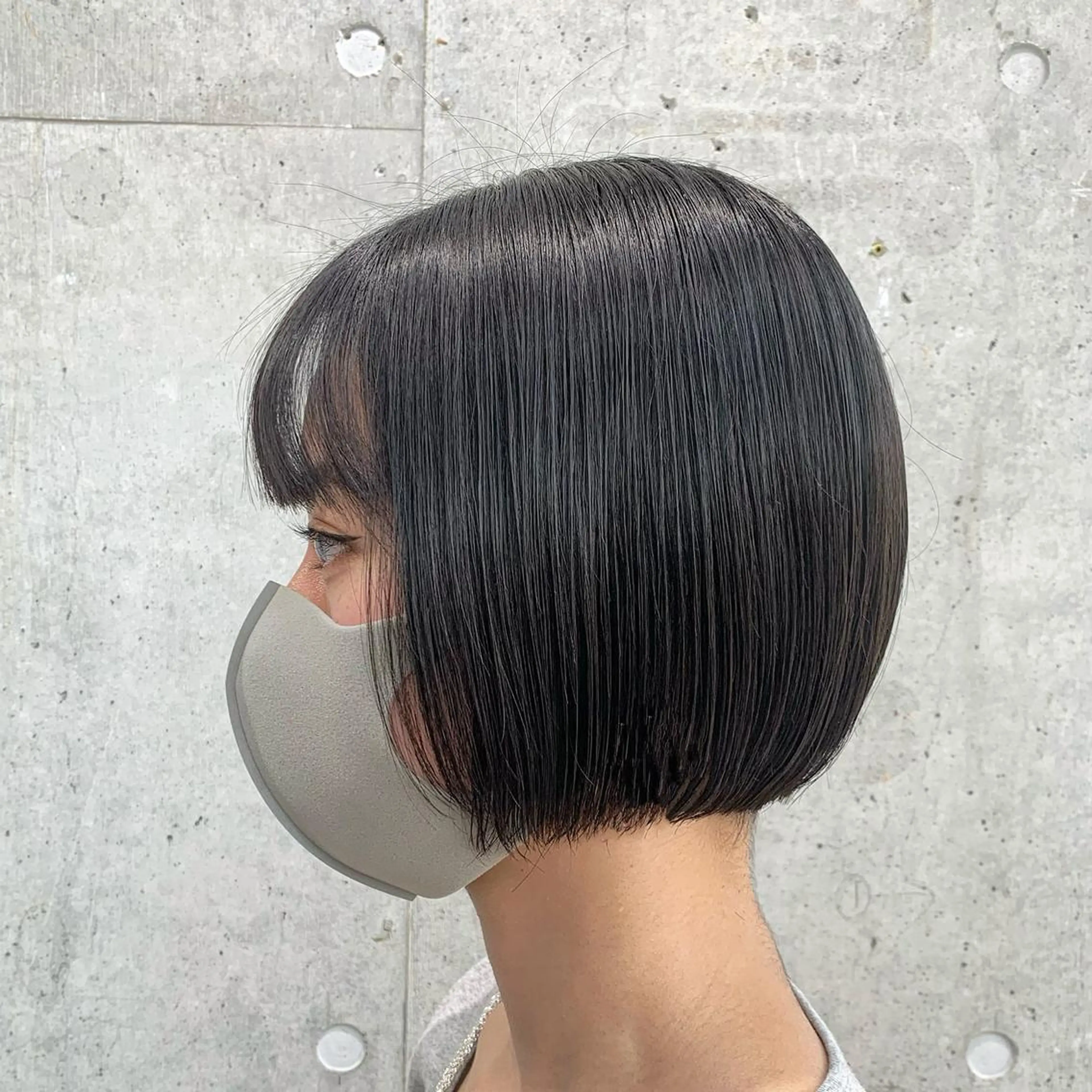 ショート ショートボブ アッシュ アッシュグレー アッシュグレージュ ミストバング 韓国ヘア 🦋KIRA🦋のヘアスタイル