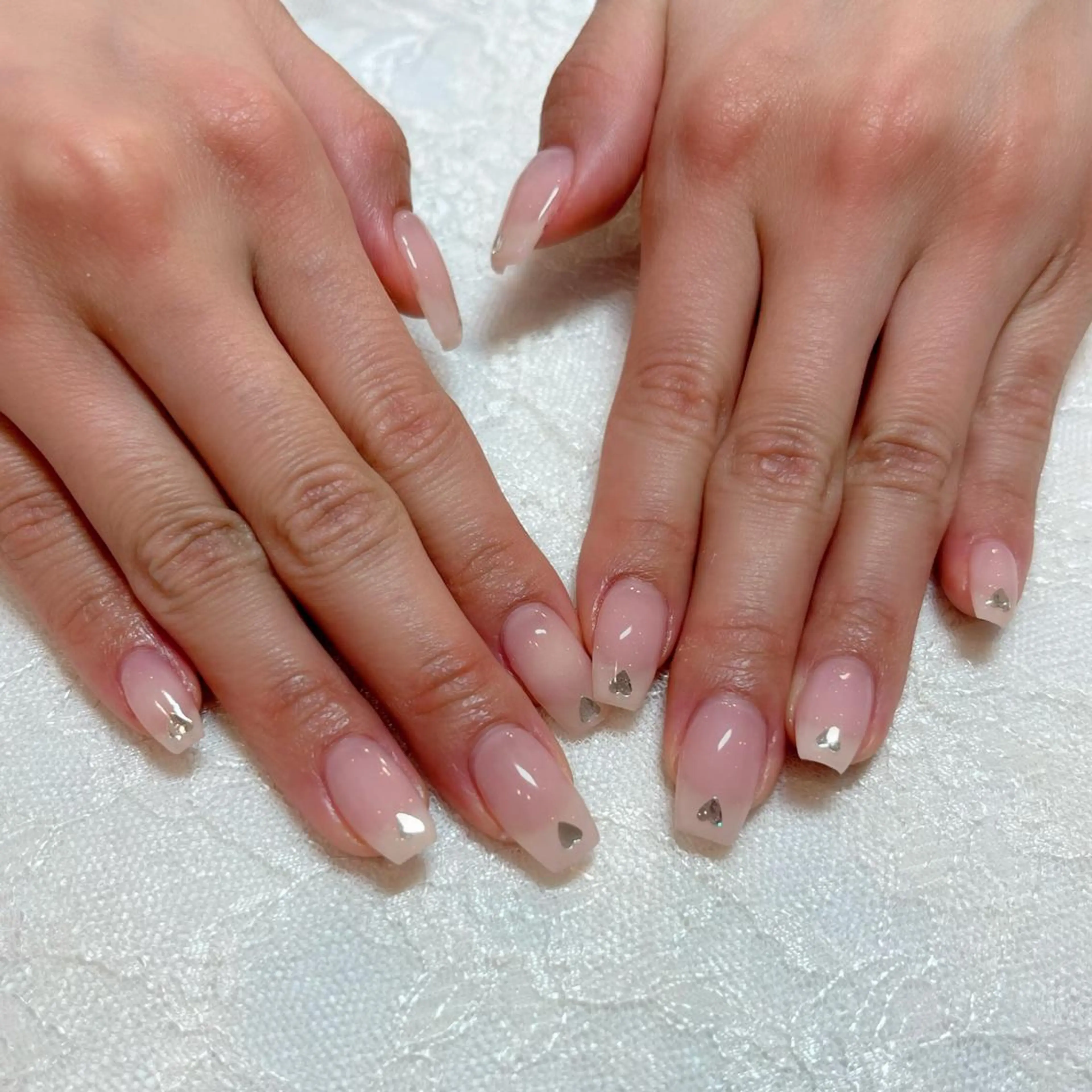 ネイル ハート ラメ(グリッター) ピンク シルバー ハンドネイル aoinail所属・aoi nailのネイルデザイン