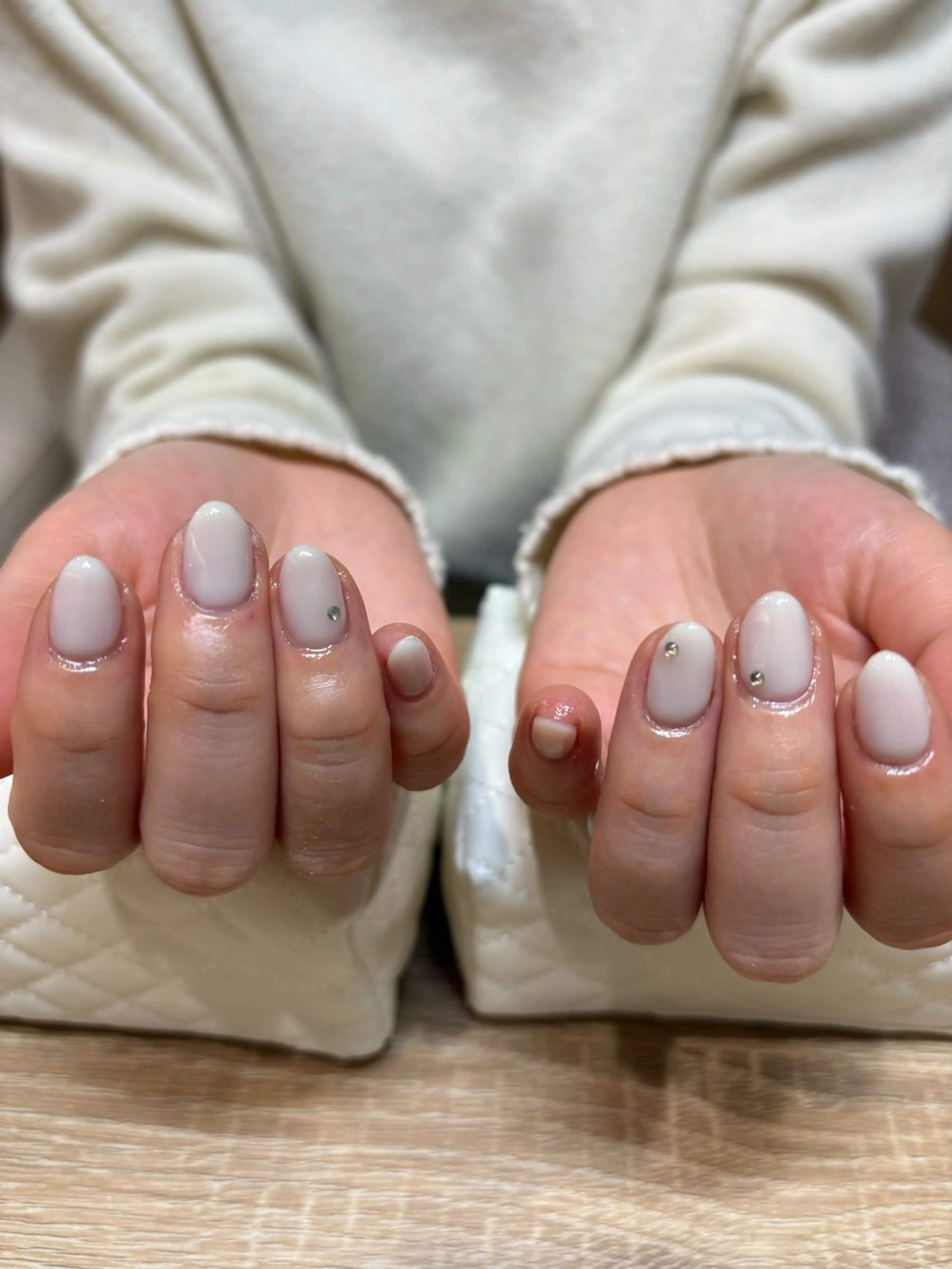 ネイル ワンカラーネイル ホワイト Miel【ミエル】所属・春日井ネイル Mielのネイルデザイン