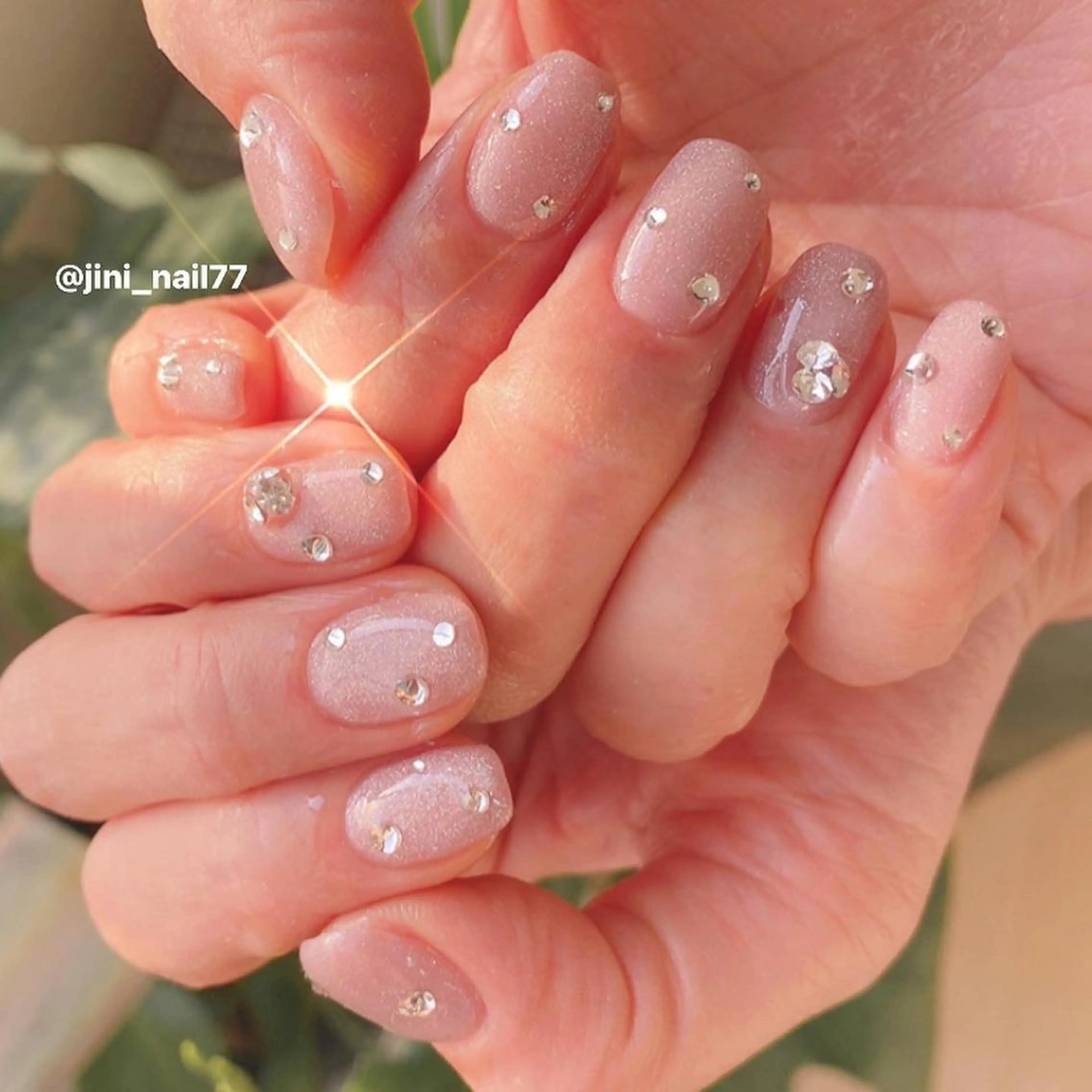 ネイル ハンドネイル JINI NAIL所属・ジニ ネイルのネイルデザイン