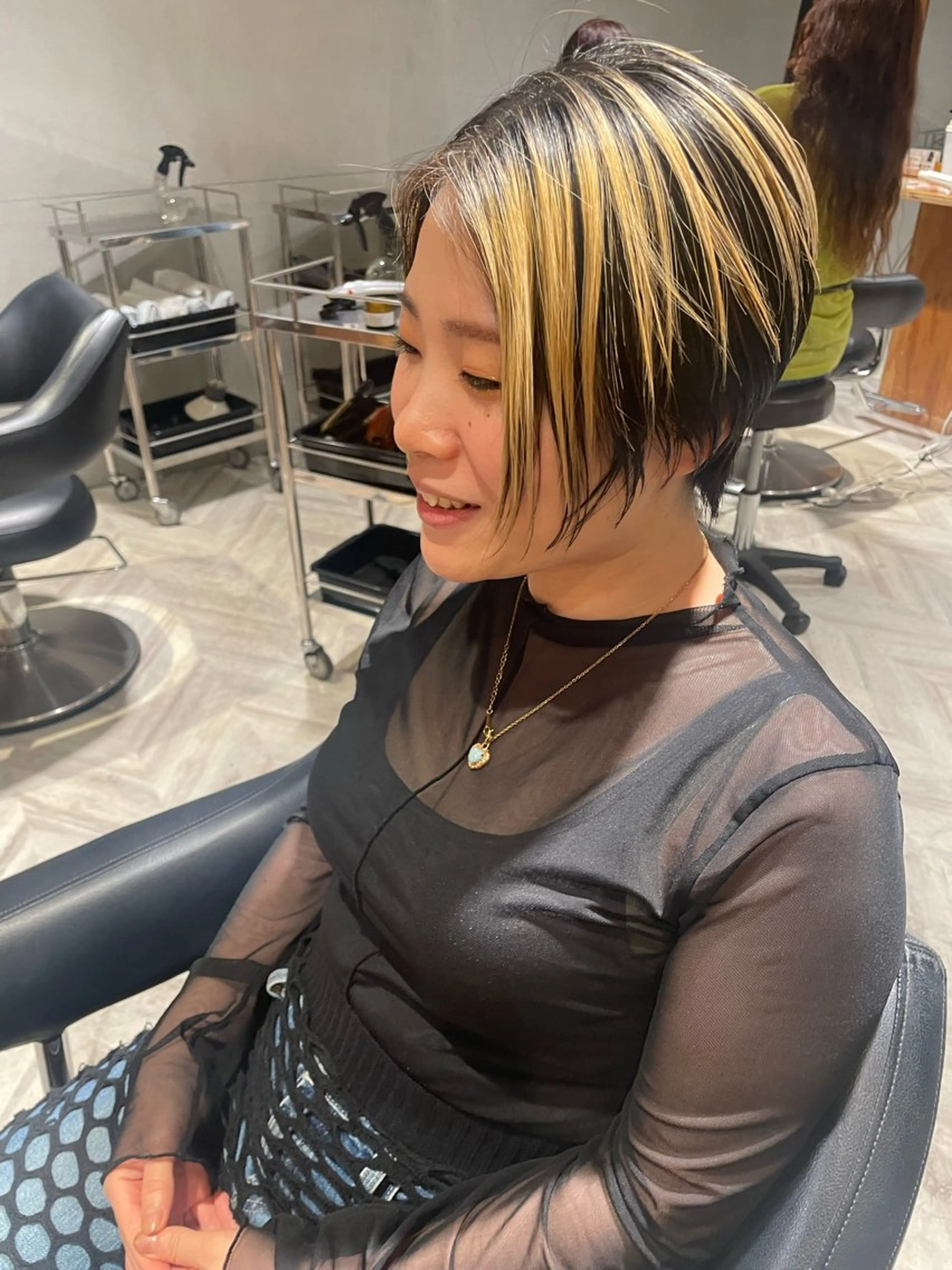 ショート LEAPS adore都島店所属・みゆう 都島/透明感のヘアスタイル