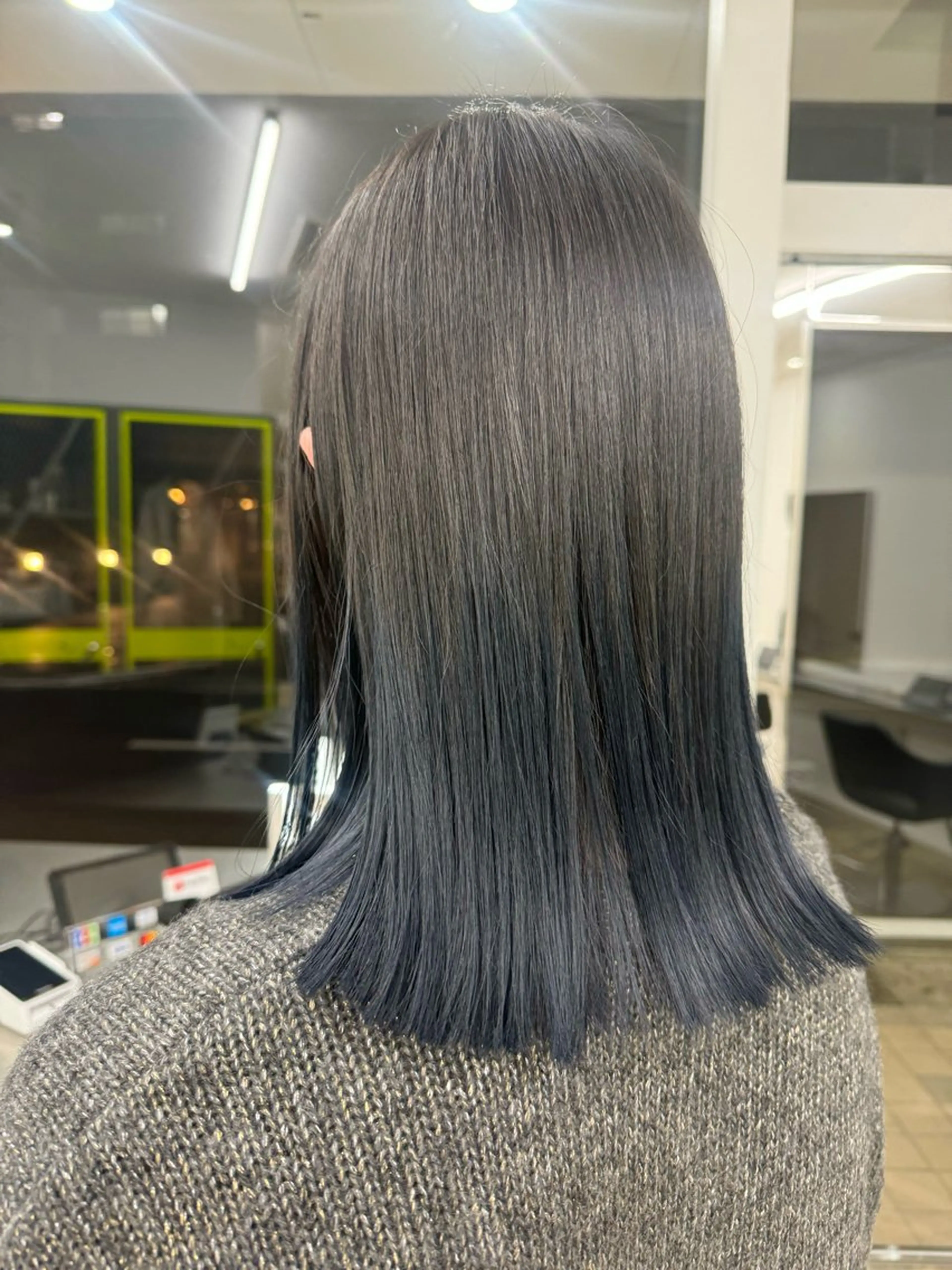 ミディアム カラー 黒髪 ブルーカラー ブルーブラック こぐれあやの ボブ特化💫のヘアスタイル
