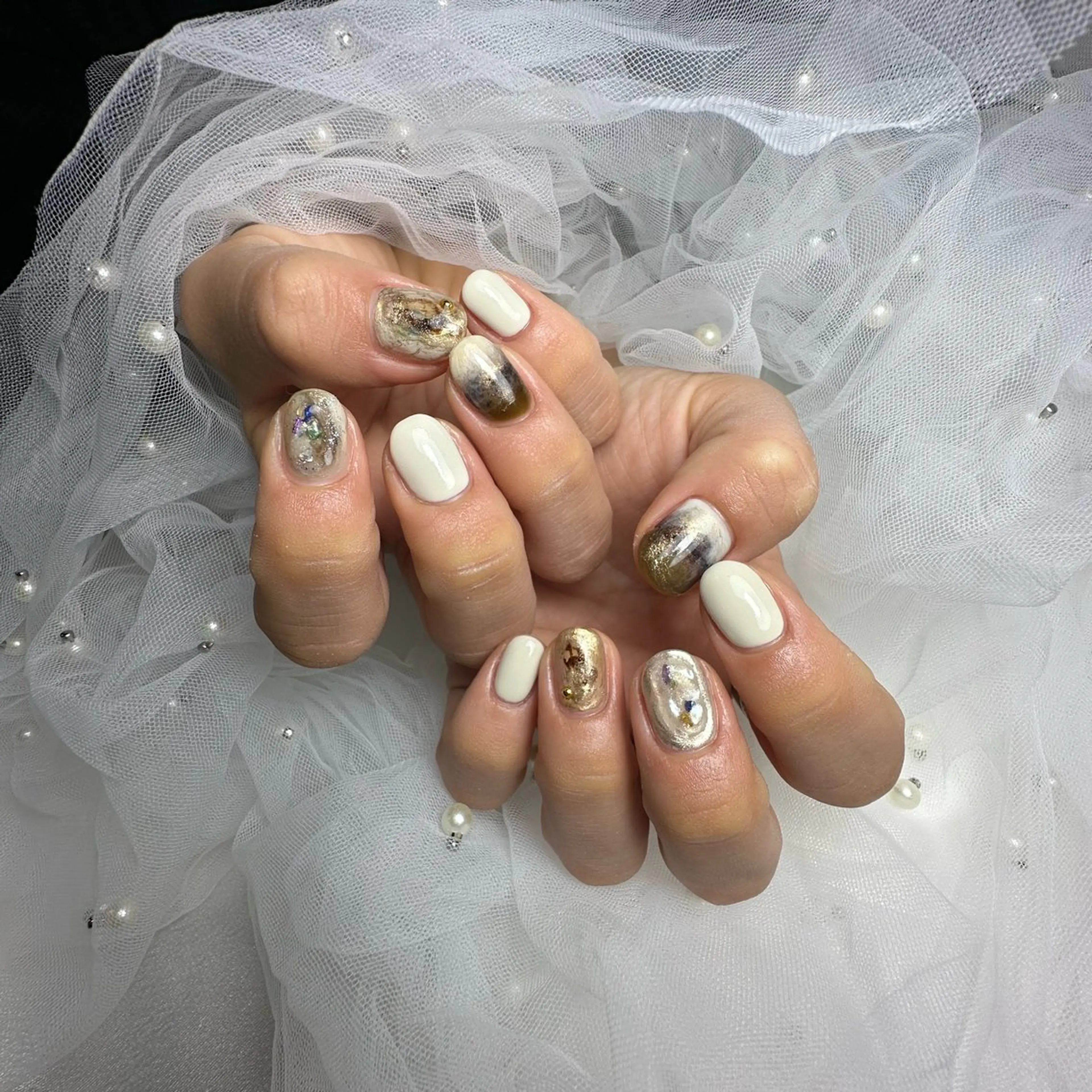 ネイル repos~ルポ~所属・里見 麗のネイルデザイン