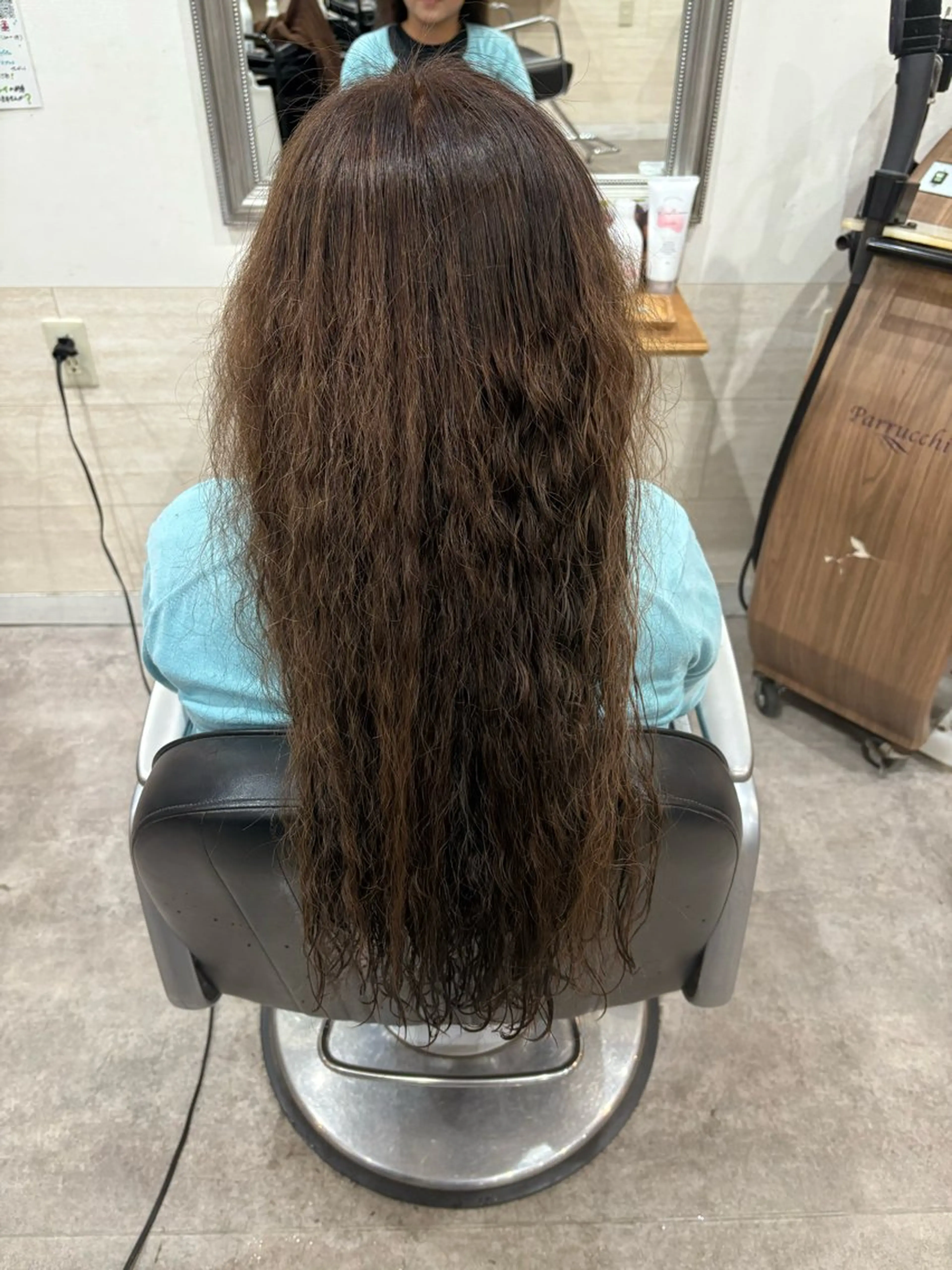 ロング カラー ヘアカラー 堀川 希歩のヘアスタイル