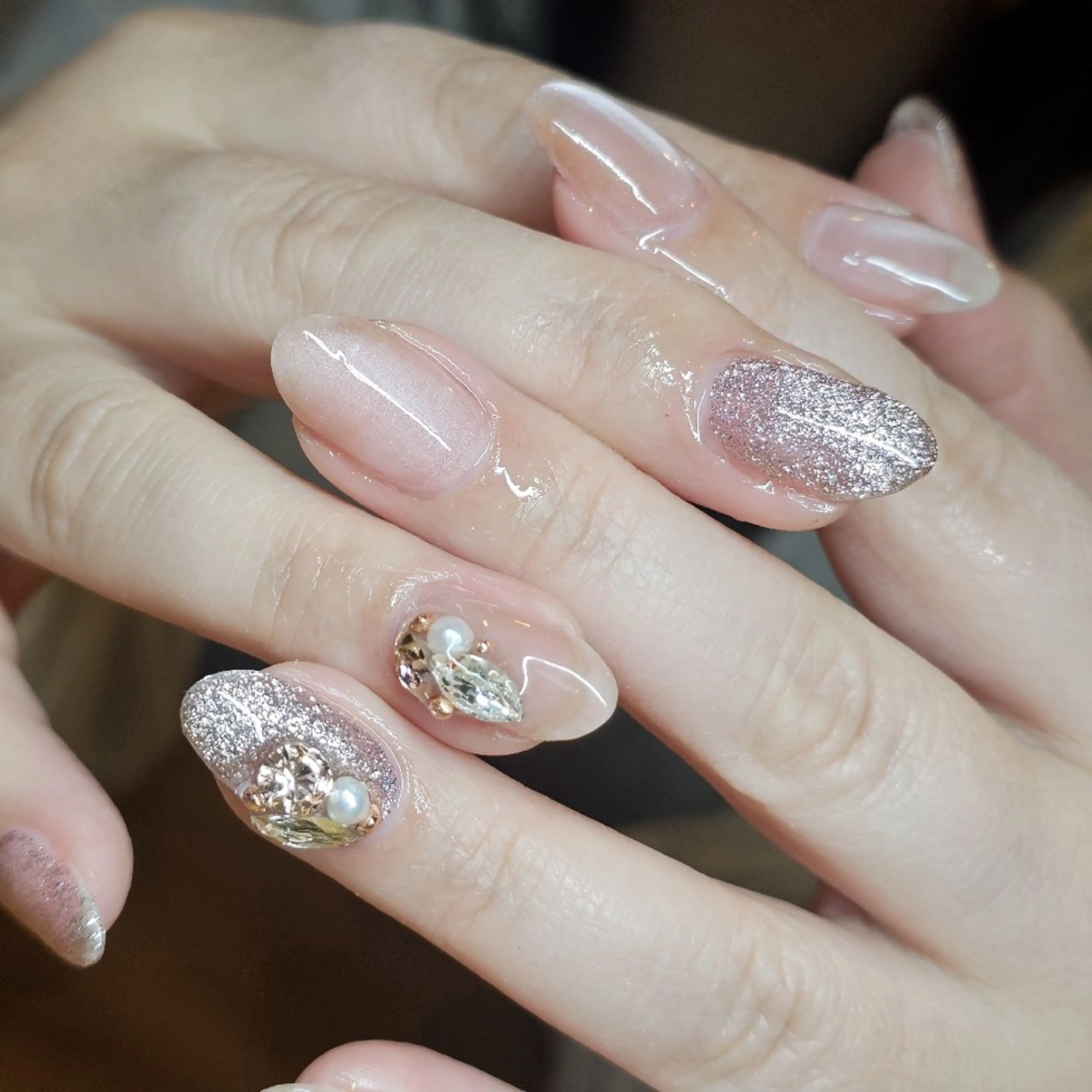 ちゅるんマグネット✨ビジューアートの写真