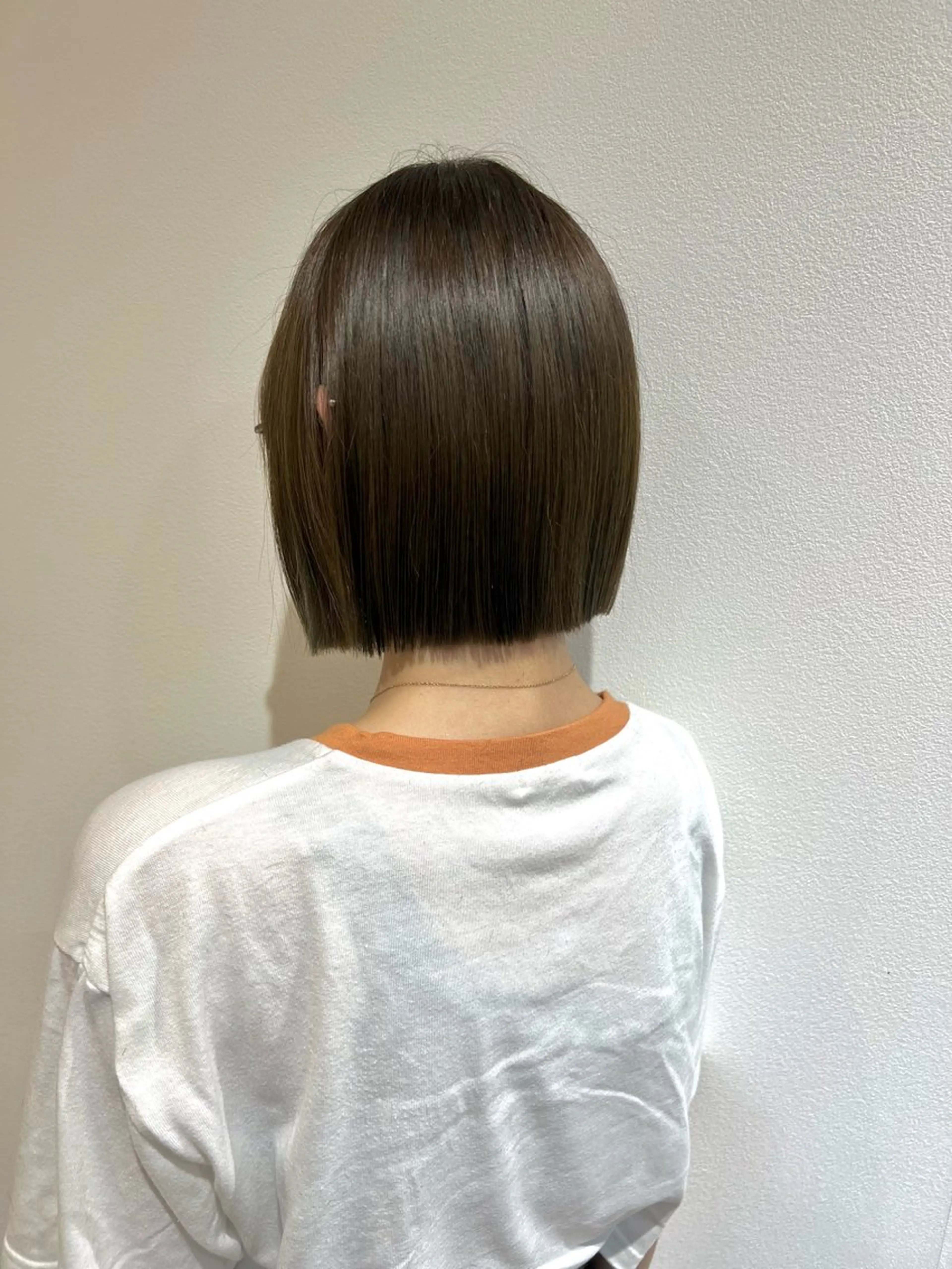 カラー ベージュカラー 透明感カラー オリーブベージュ ボブ 加納千華 /ボブ/ぱつっとボブのヘアスタイル