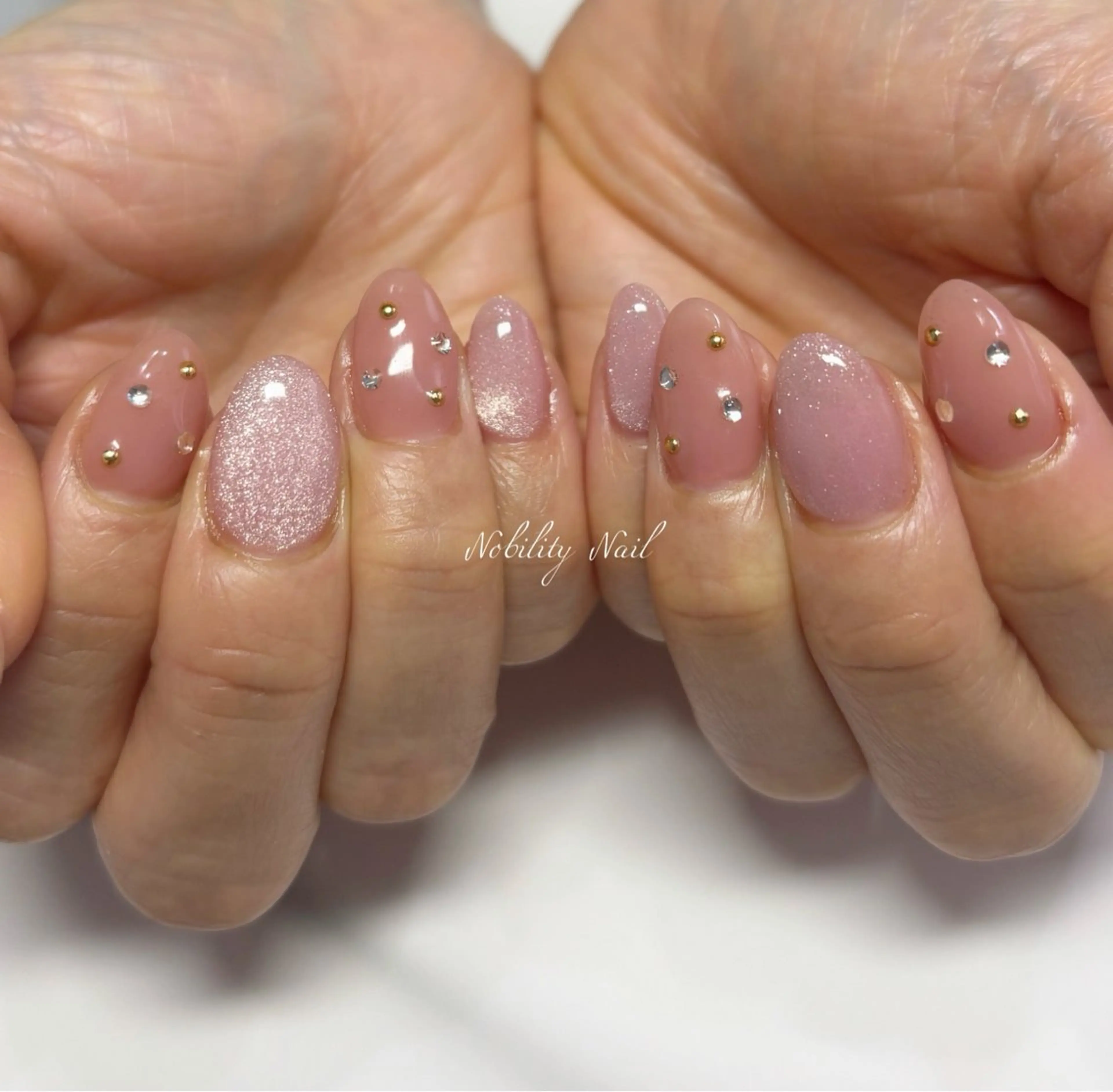 ネイル オフィスネイル シンプルネイル ネイルサロンNobilityNail所属・風口 麻由子のネイルデザイン