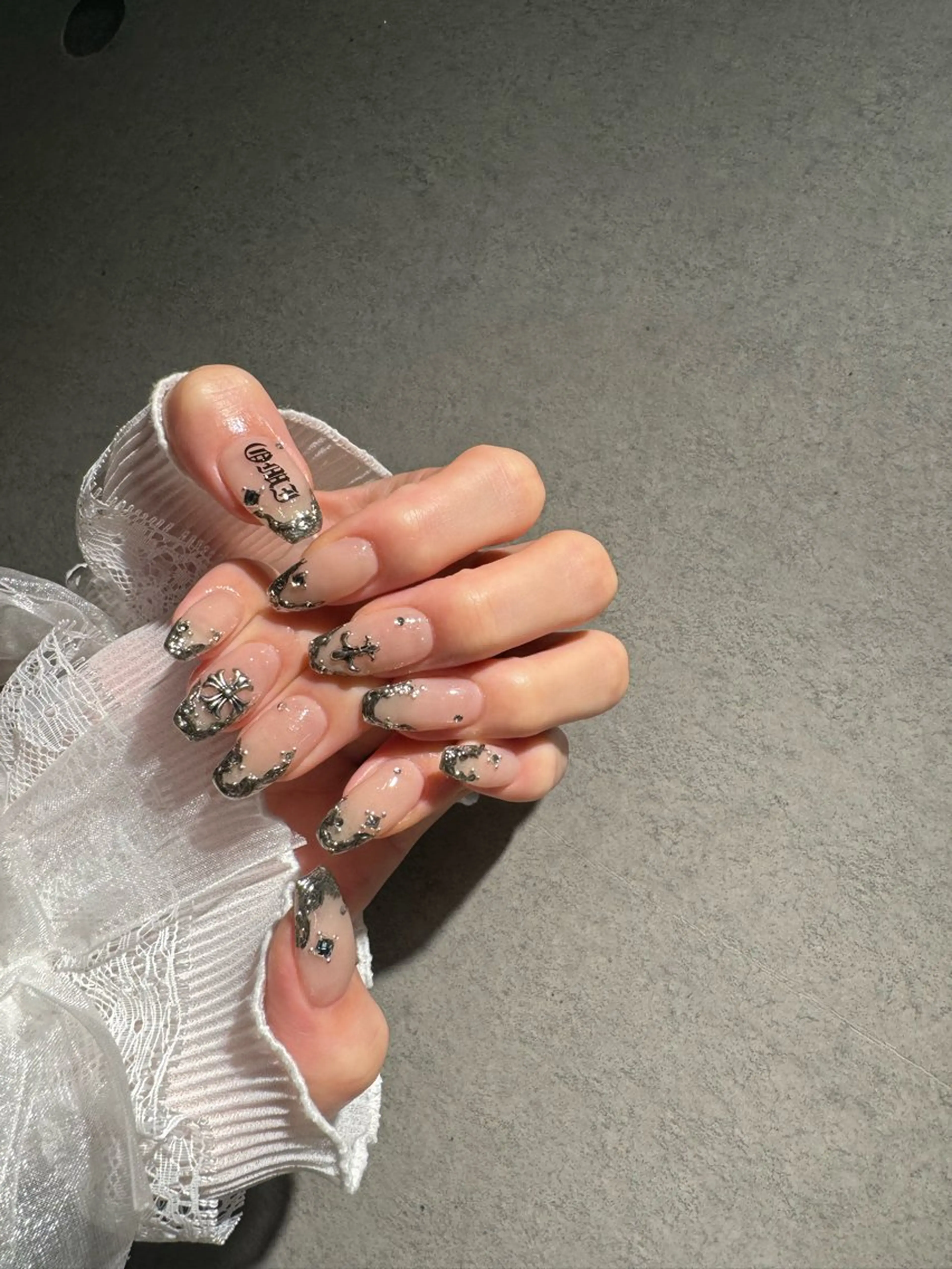 ネイル I-nailロング /ワンホン/キラキラのネイルデザイン