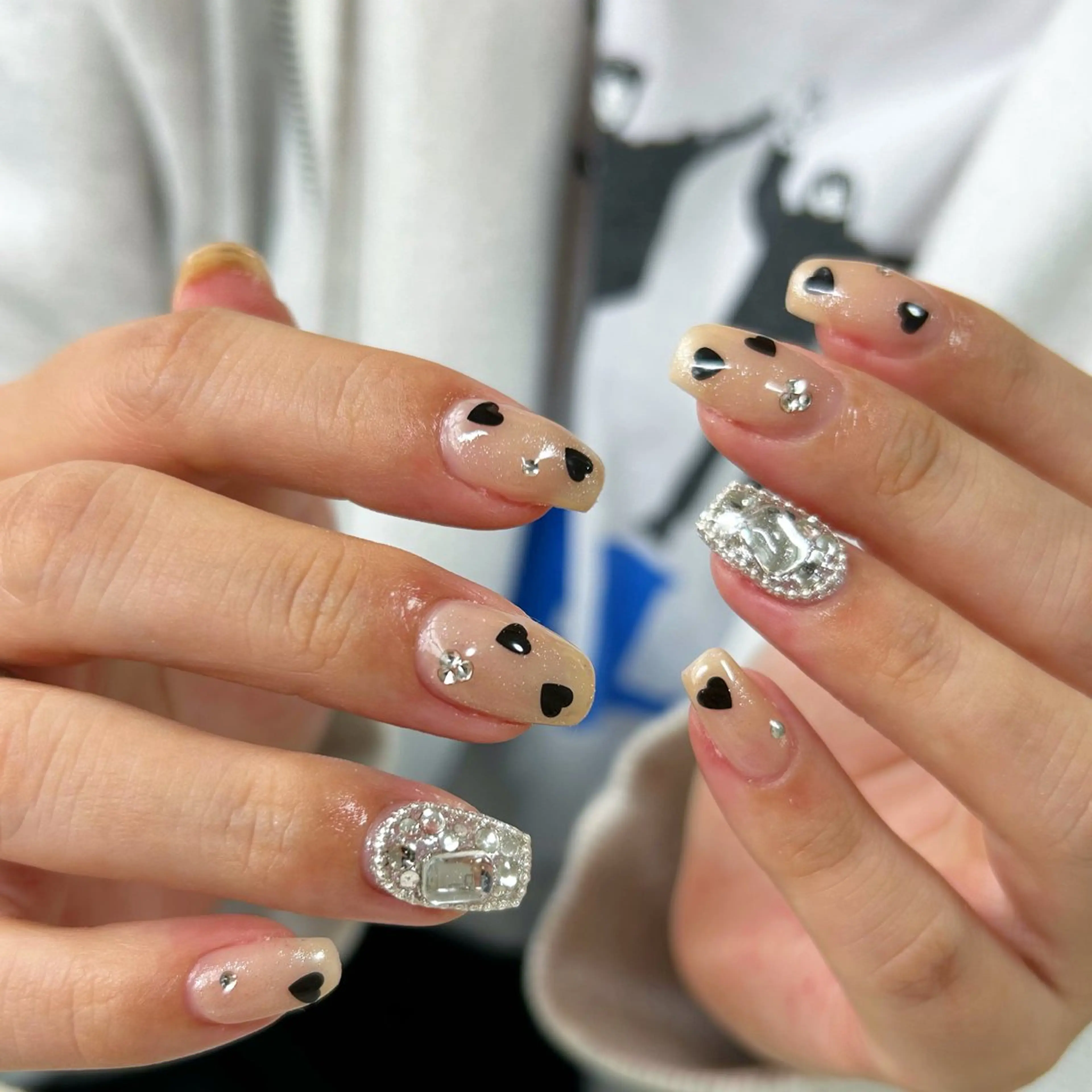 ネイル Laki nailのネイルデザイン