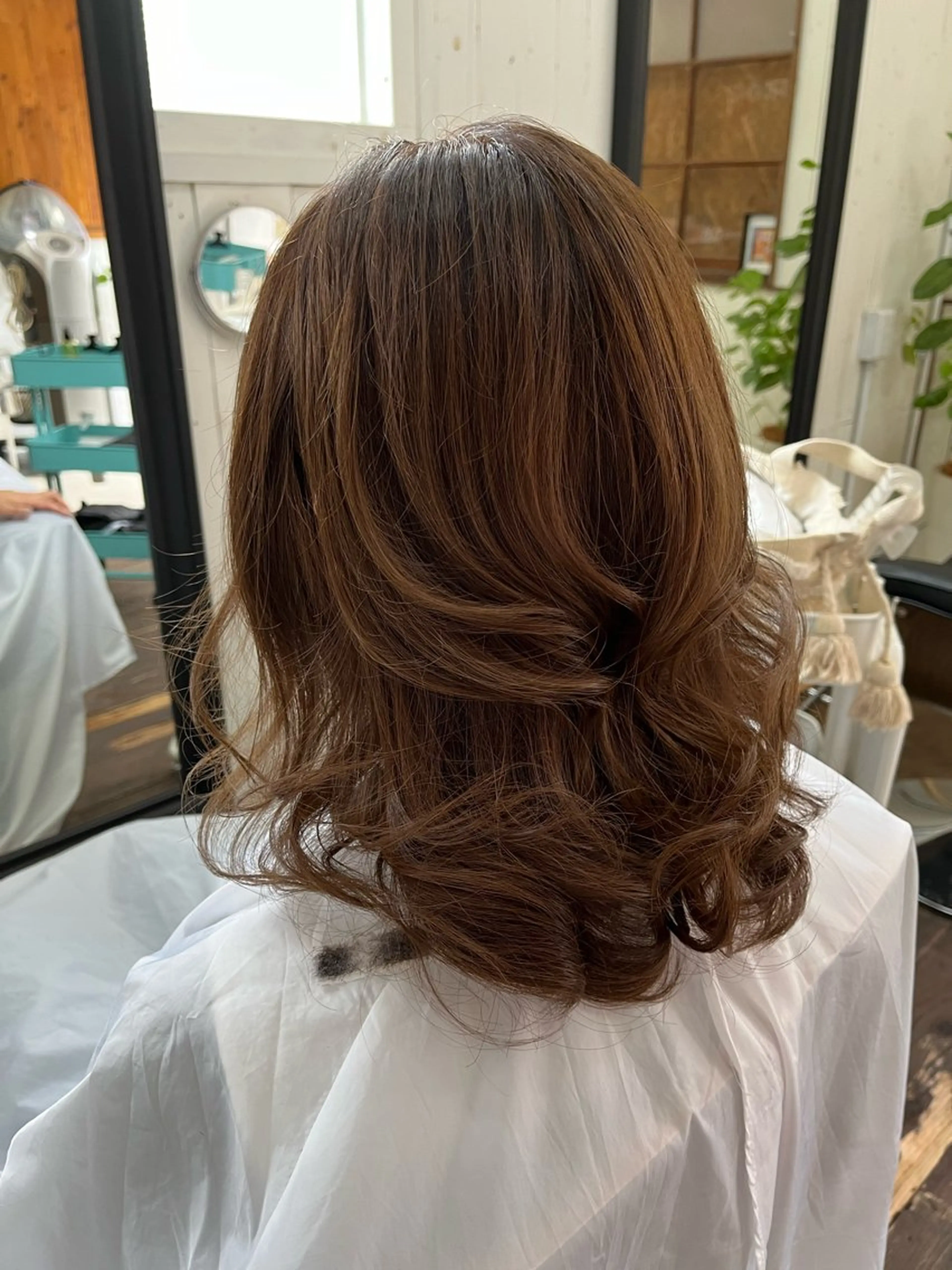 ミディアム Sona hair & eyelash salon所属・紙屋 隼人のヘアスタイル