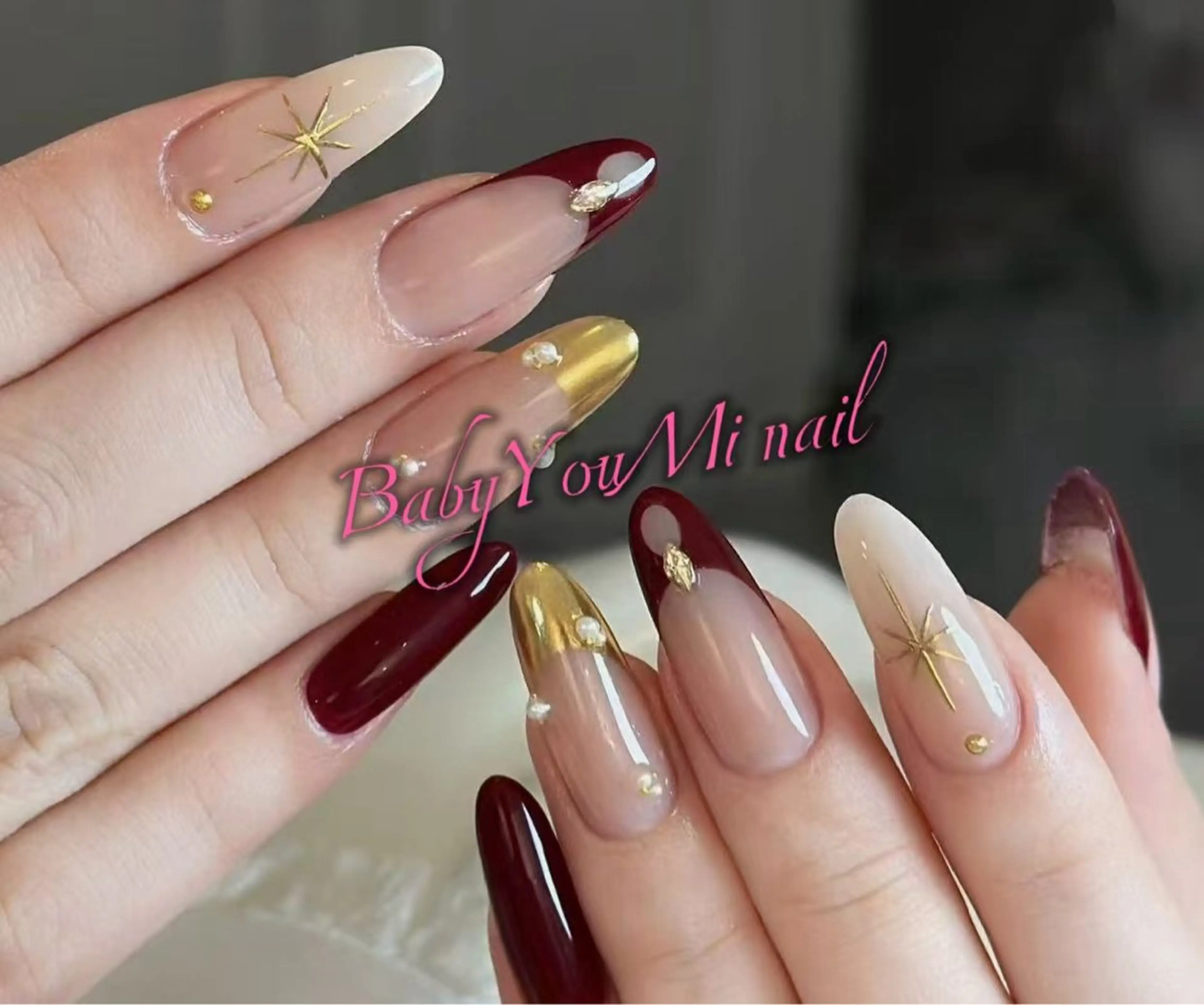 ネイル オーロラネイル 成人式 フットネイル フレンチネイル ジェルネイル ハンドネイル Oomiya 服部のネイルデザイン