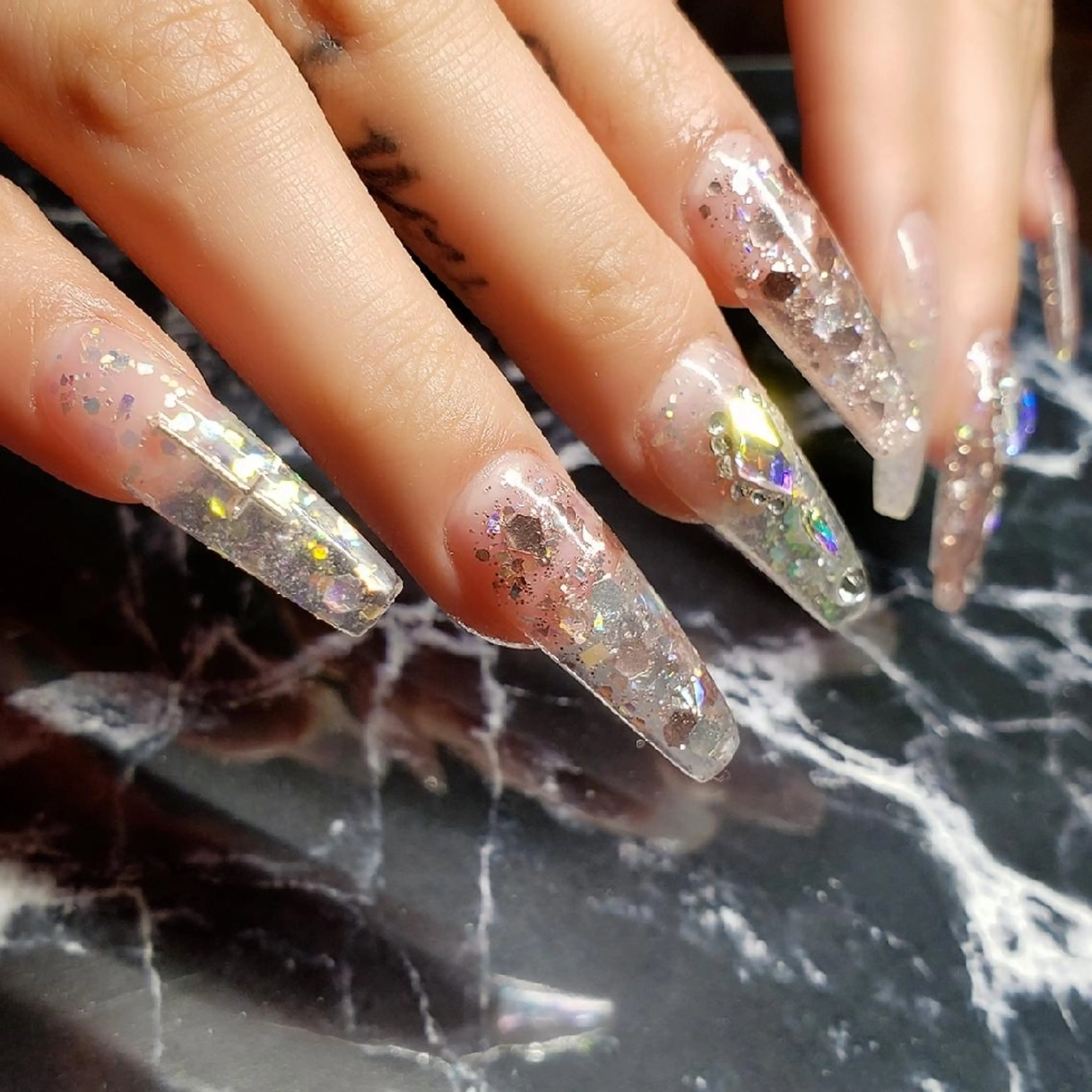 ネイル クリアネイル ラメ(グリッター) ストーンネイル ハンドネイル クロキ 。のネイルデザイン