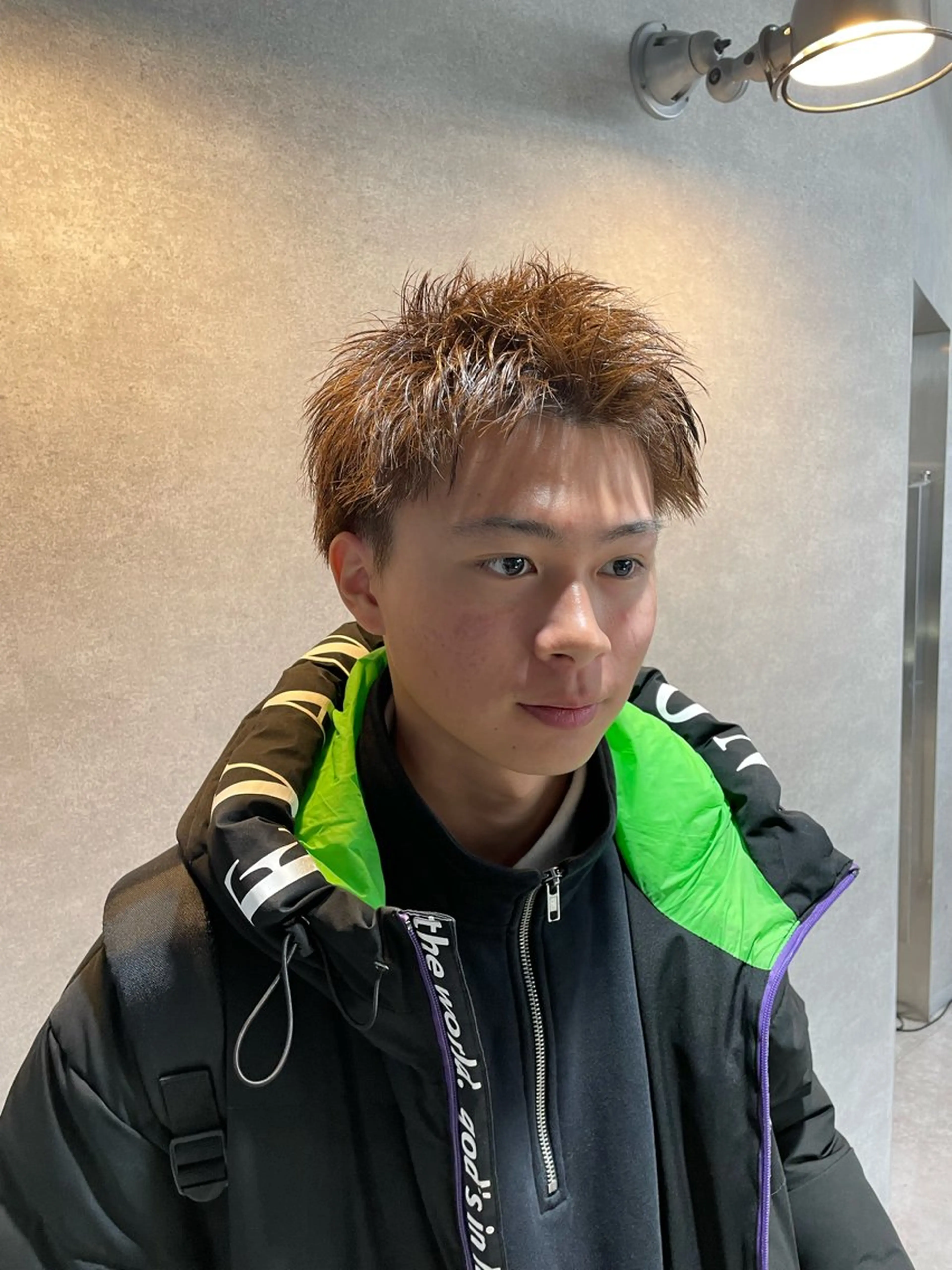 ショート メンズ スパイキーショート ショートヘア カット 垢抜けハイトーン☀／ 笑顔の美容師／しゅんのヘアスタイル