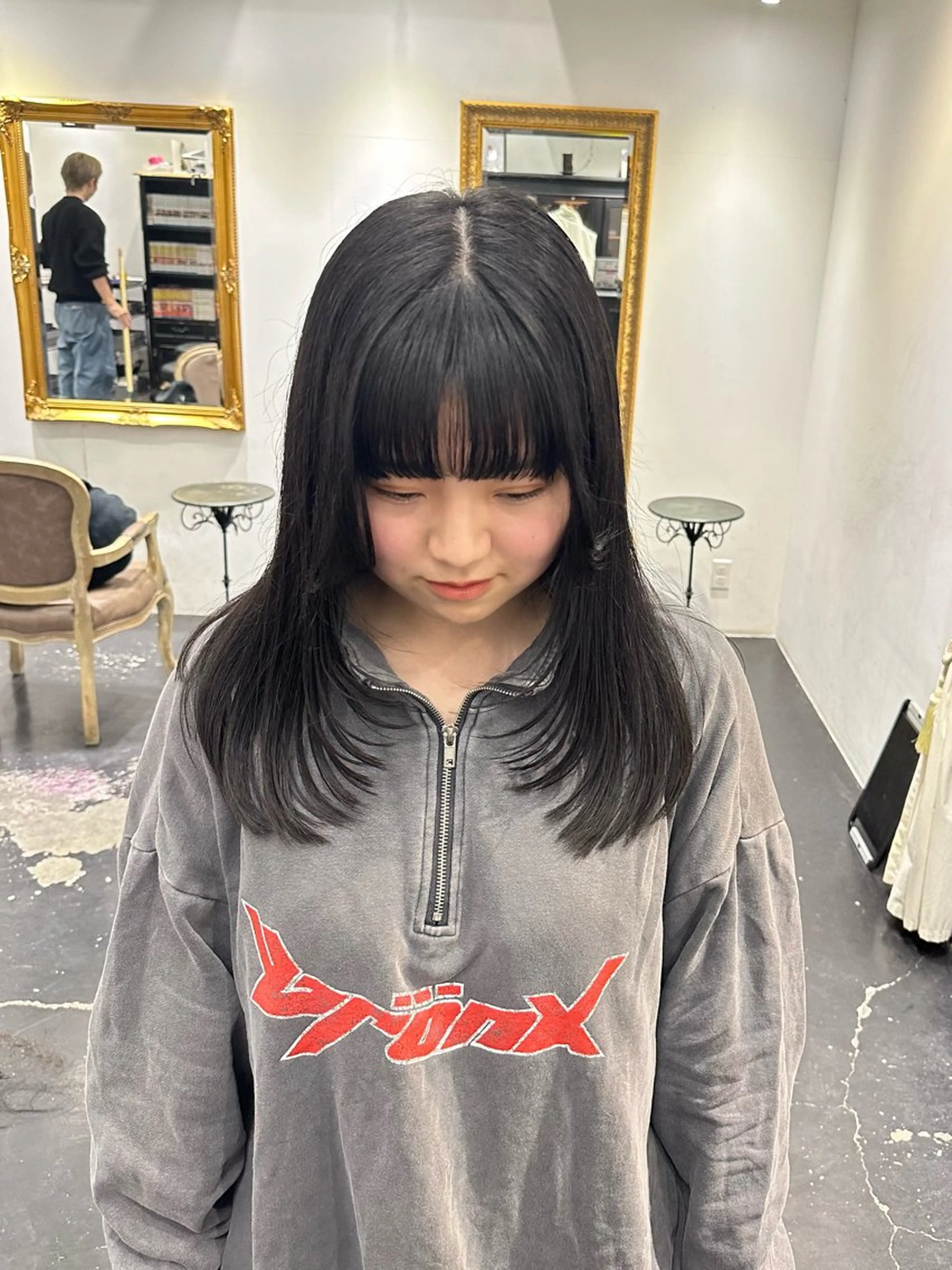 ミディアム カラー レイヤーカット REAL 心斎橋所属・ブリーチ/ベージュ /ピンク🦋ナツミのヘアスタイル