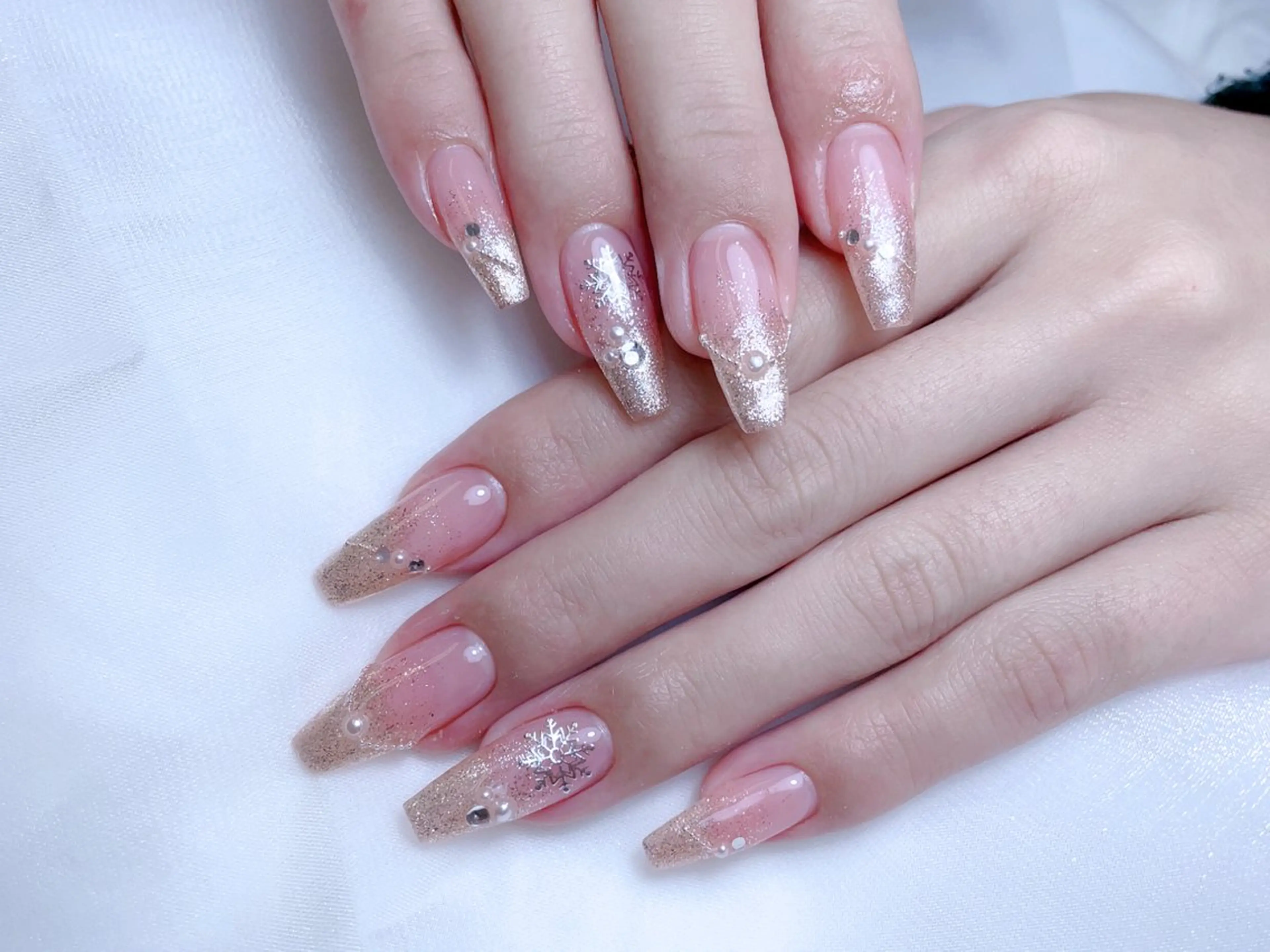 ネイル ハンドネイル M🌷nail 長さだし専門店のネイルデザイン