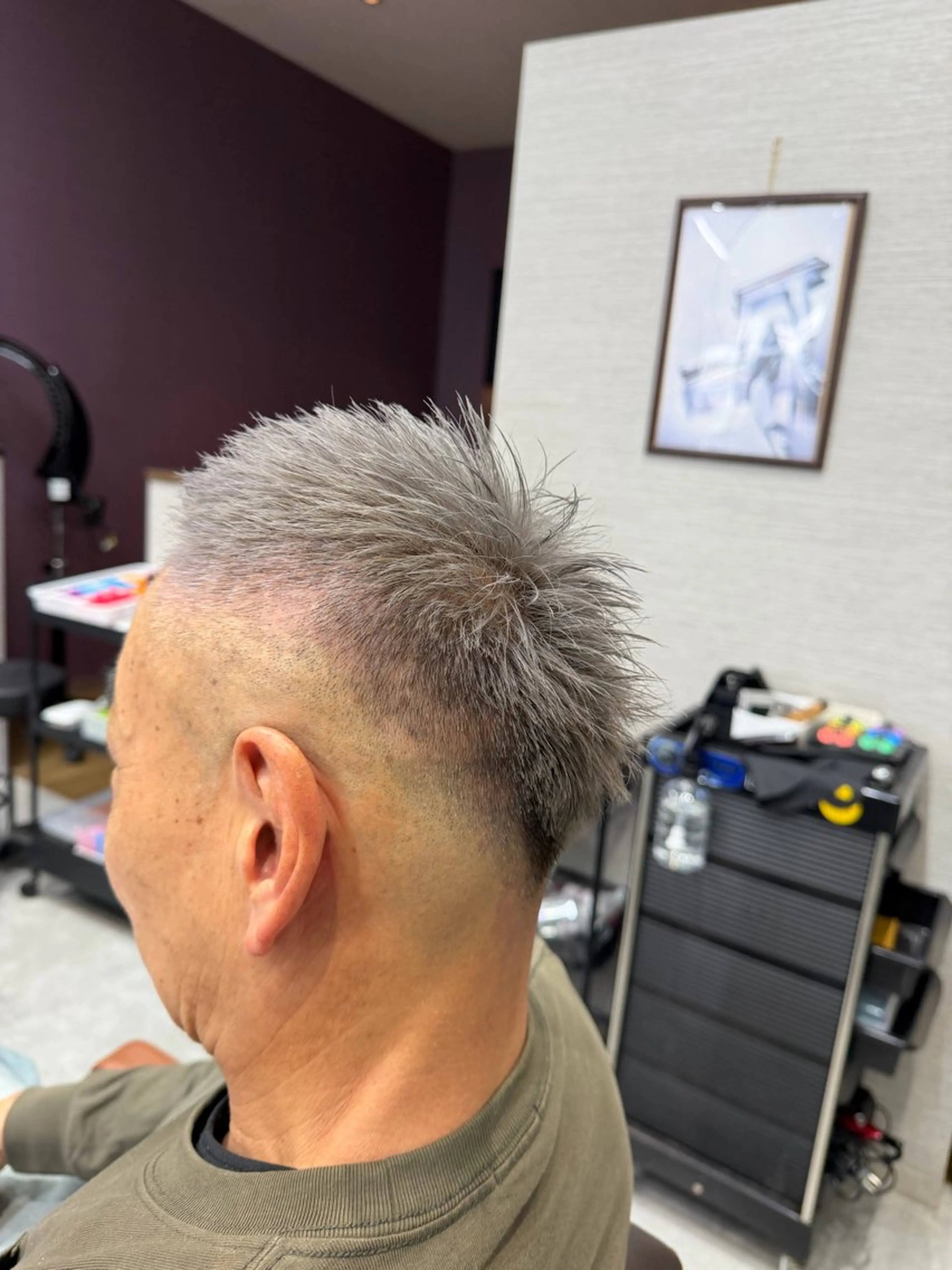 ショート カラー メンズ カット ヘアカラー トリートメント 吉田 剛のヘアスタイル