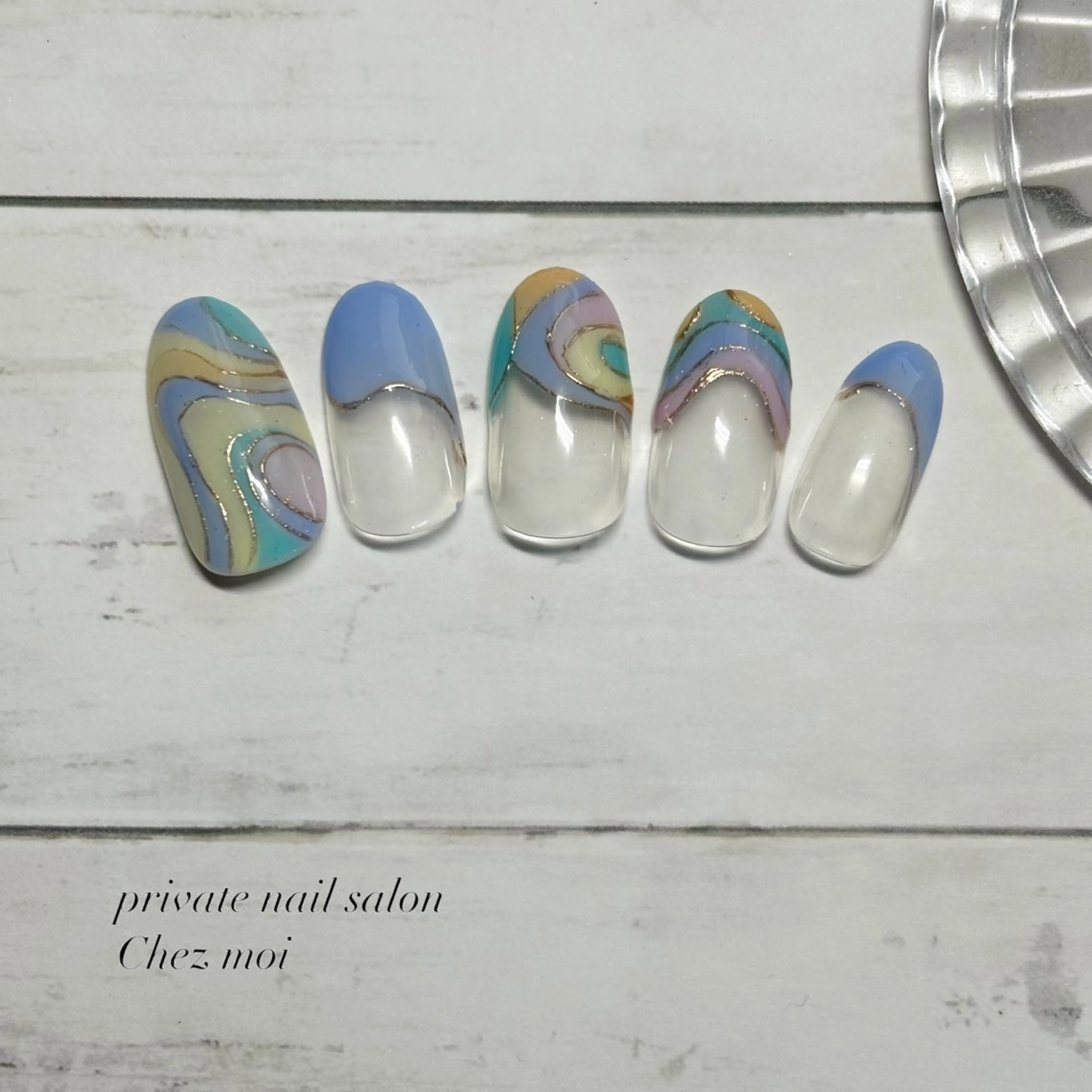 ネイル KOMINE TOMOKOのネイルデザイン